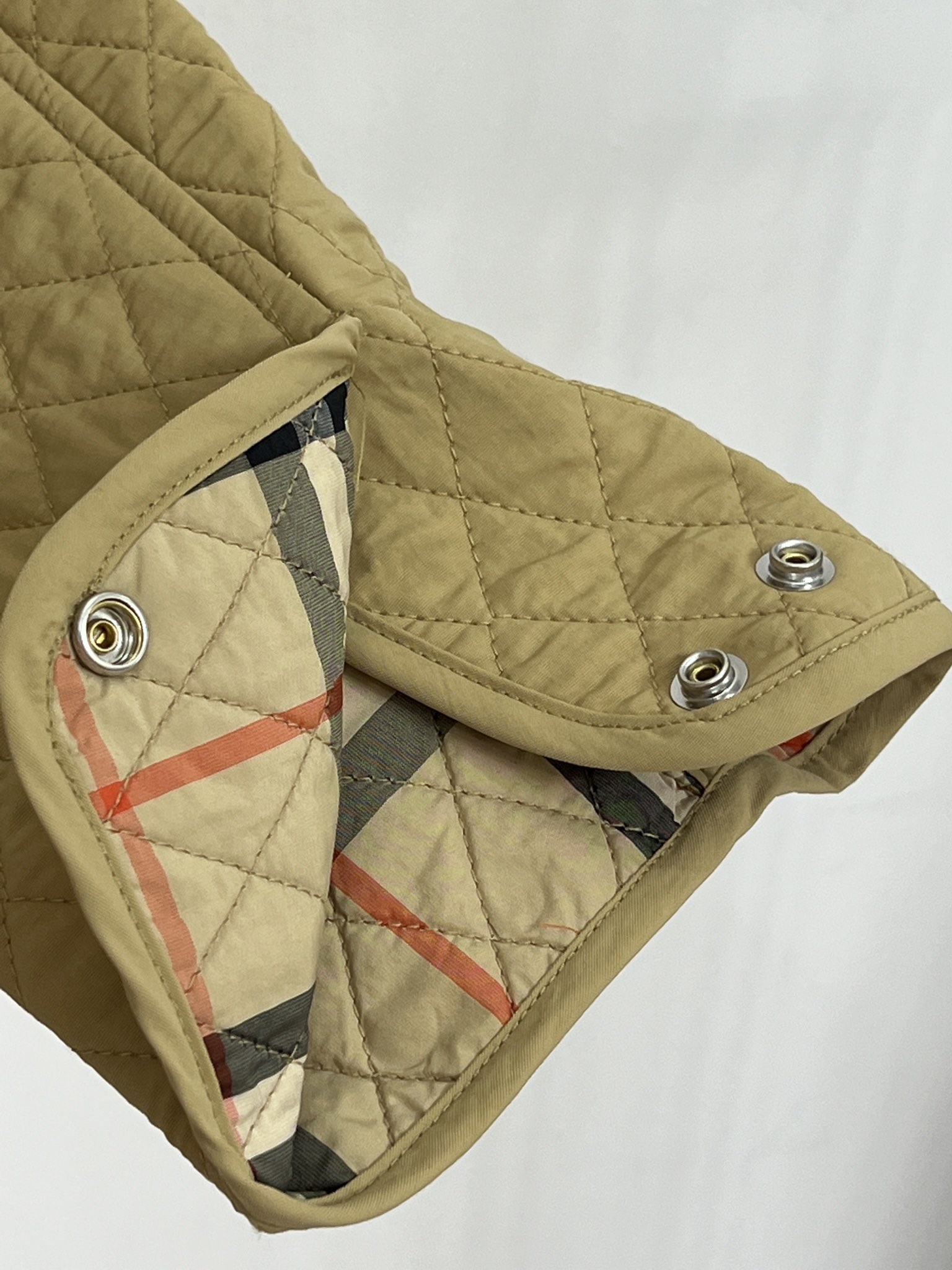 7c4ba2d0cedc5a85645f82724a47d01f_1757502562_1489.jpg 7c4ba2d0cedc5a85645f82724a47d01f_1757502562_1489_1757504845.jpg