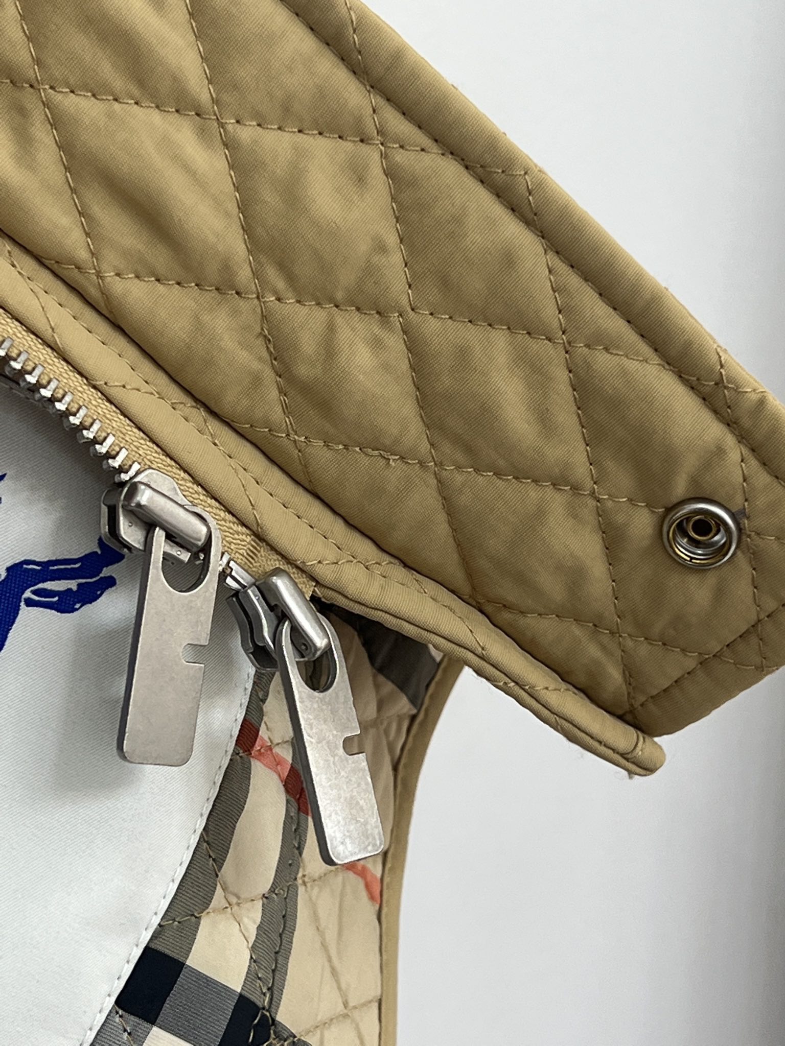 7c4ba2d0cedc5a85645f82724a47d01f_1757503543_4866.jpg 7c4ba2d0cedc5a85645f82724a47d01f_1757503543_4866_1757503639.jpg