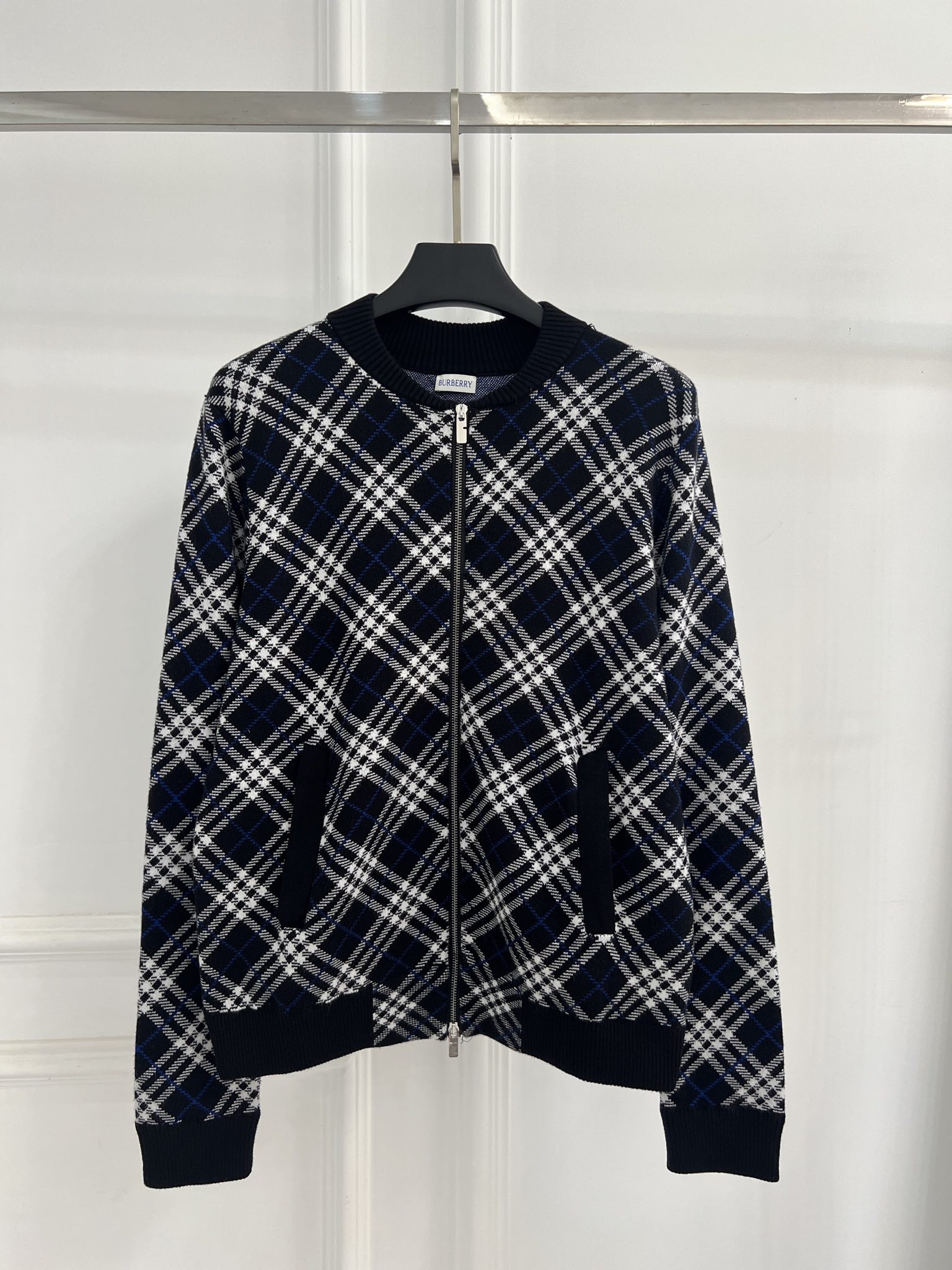 7c4ba2d0cedc5a85645f82724a47d01f_1757505410_7424.jpg 7c4ba2d0cedc5a85645f82724a47d01f_1757505410_7424_1757505727_1757506012.jpg