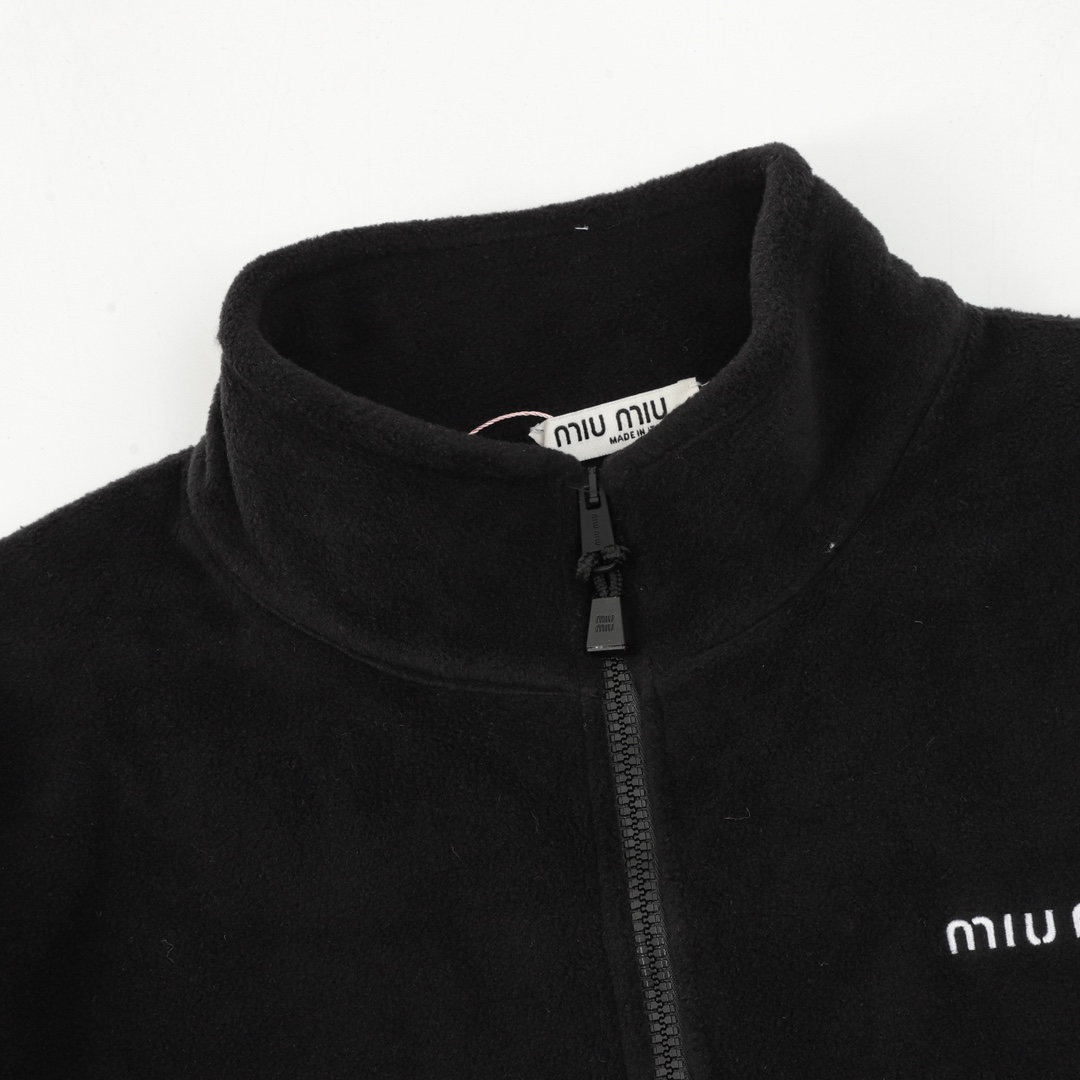 7c4ba2d0cedc5a85645f82724a47d01f_1757519567_7558.jpg 7c4ba2d0cedc5a85645f82724a47d01f_1757519567_7558_1757546830_1757547026.jpg