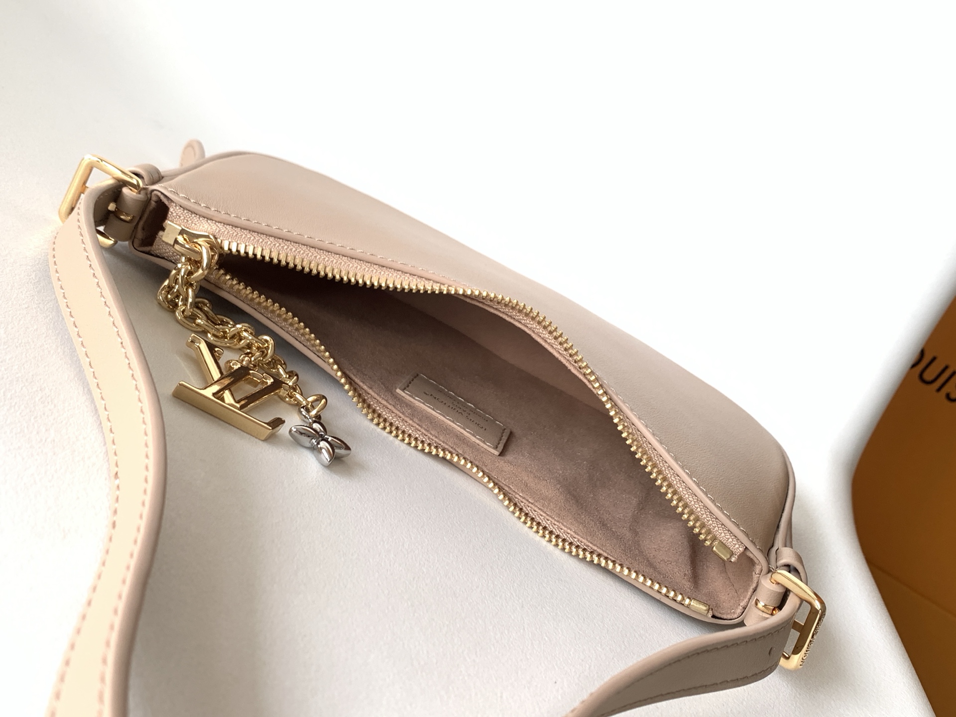 99a9cf52fdb6684be5e3c480fb65d639_1758720323_8636.jpg 99a9cf52fdb6684be5e3c480fb65d639_1758720323_8636.jpg