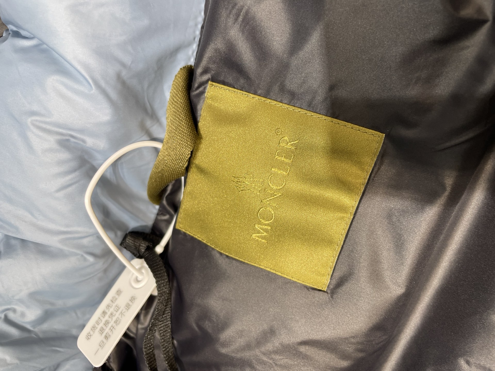 bdf2aeccbe076a59fe986f24e2b60ff8_1758984472_3434.jpg bdf2aeccbe076a59fe986f24e2b60ff8_1758984472_3434_1758984524.jpg