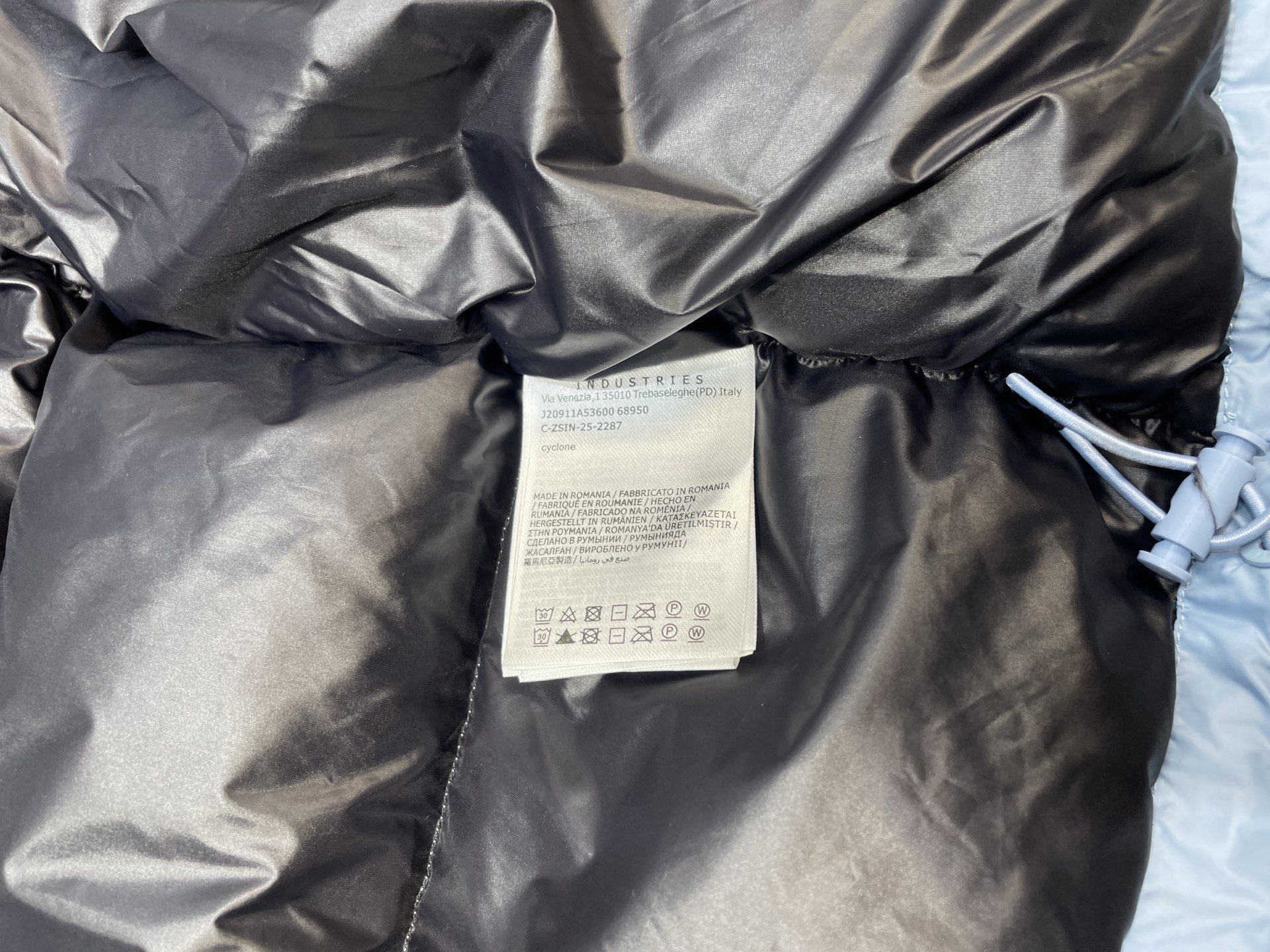 bdf2aeccbe076a59fe986f24e2b60ff8_1758984472_8855.jpg bdf2aeccbe076a59fe986f24e2b60ff8_1758984472_8855_1758984524.jpg