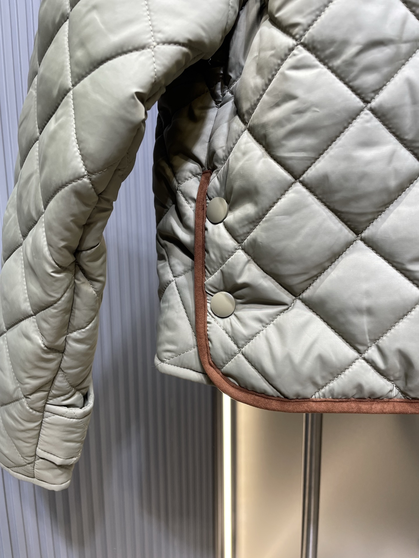 cc4b67a4ae54b225e2b3b003f19d1bf8_1759152855_2211.jpg cc4b67a4ae54b225e2b3b003f19d1bf8_1759152855_2211_1759152950.jpg