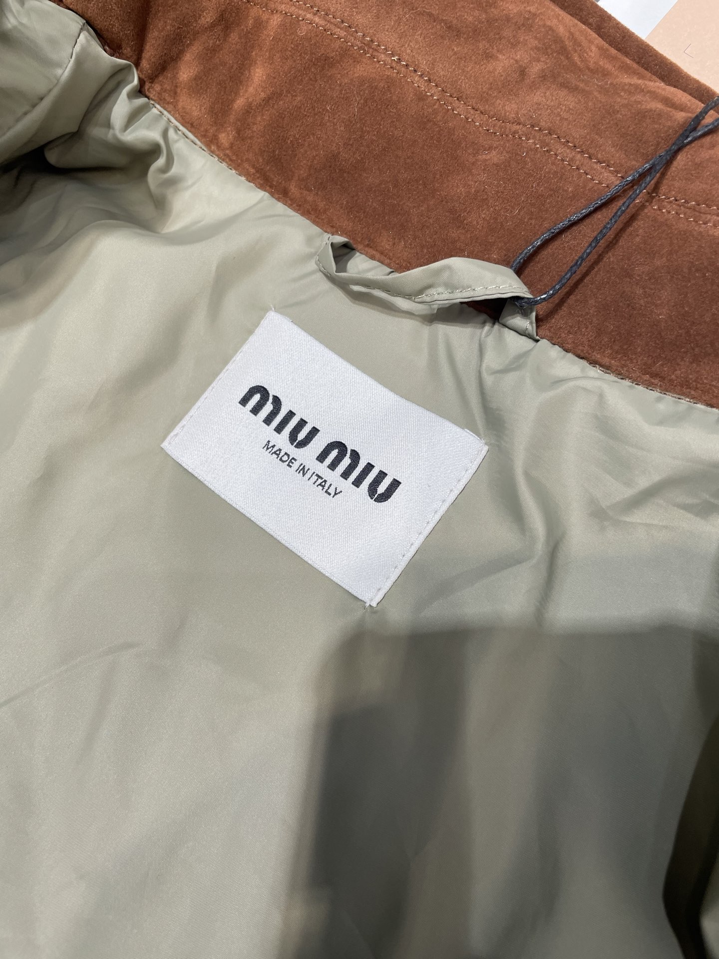 cc4b67a4ae54b225e2b3b003f19d1bf8_1759152855_3643.jpg cc4b67a4ae54b225e2b3b003f19d1bf8_1759152855_3643_1759152950.jpg