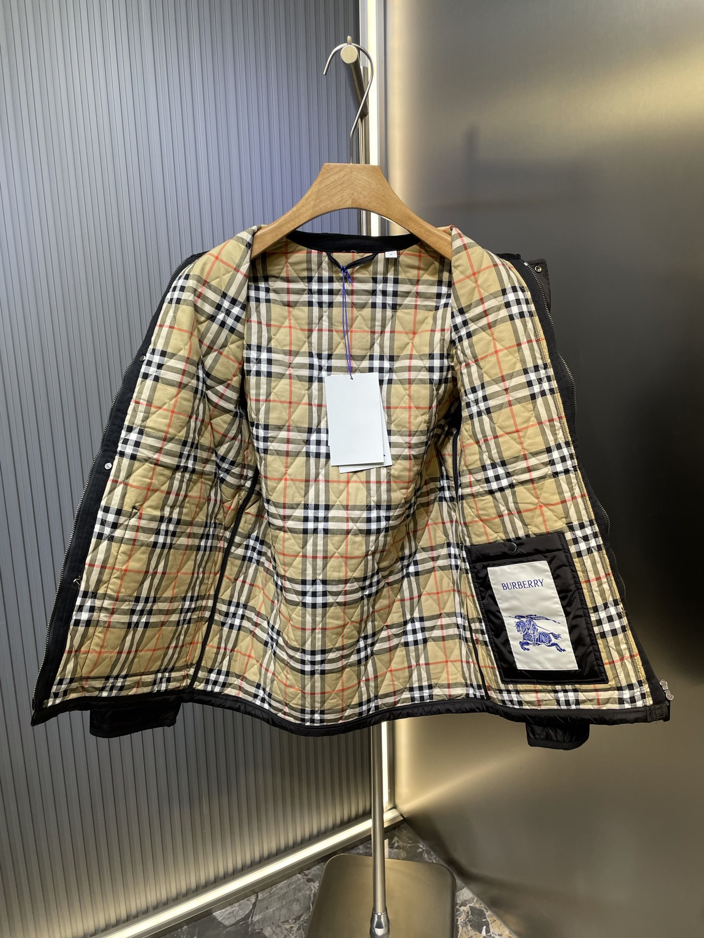 d1613f0f41f3c31ae1f1483b26a52730_1758934002_3053.jpg d1613f0f41f3c31ae1f1483b26a52730_1758934002_3053_1758935901.jpg