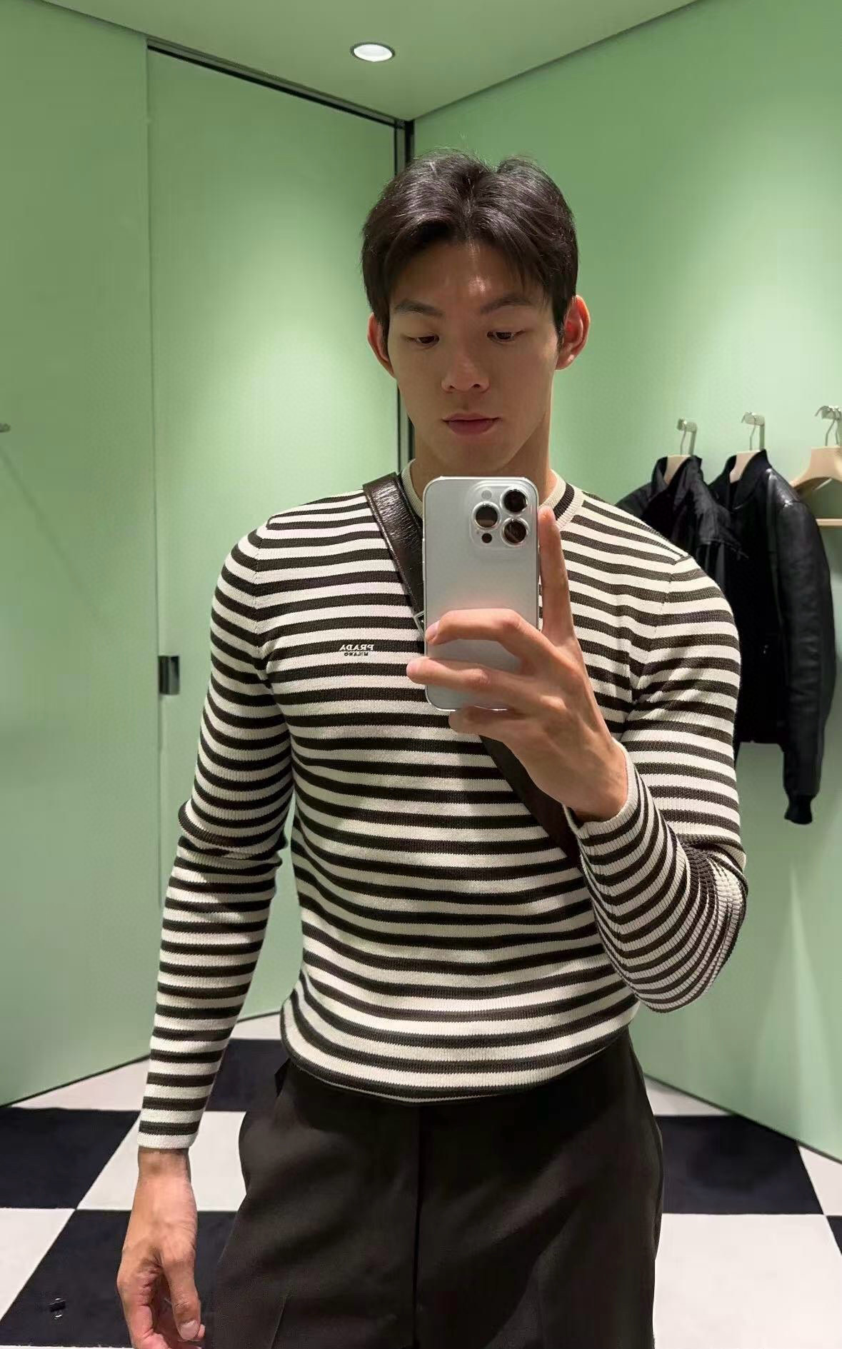 d1613f0f41f3c31ae1f1483b26a52730_1758944256_7183.jpg d1613f0f41f3c31ae1f1483b26a52730_1758944256_7183_1758945237.jpg