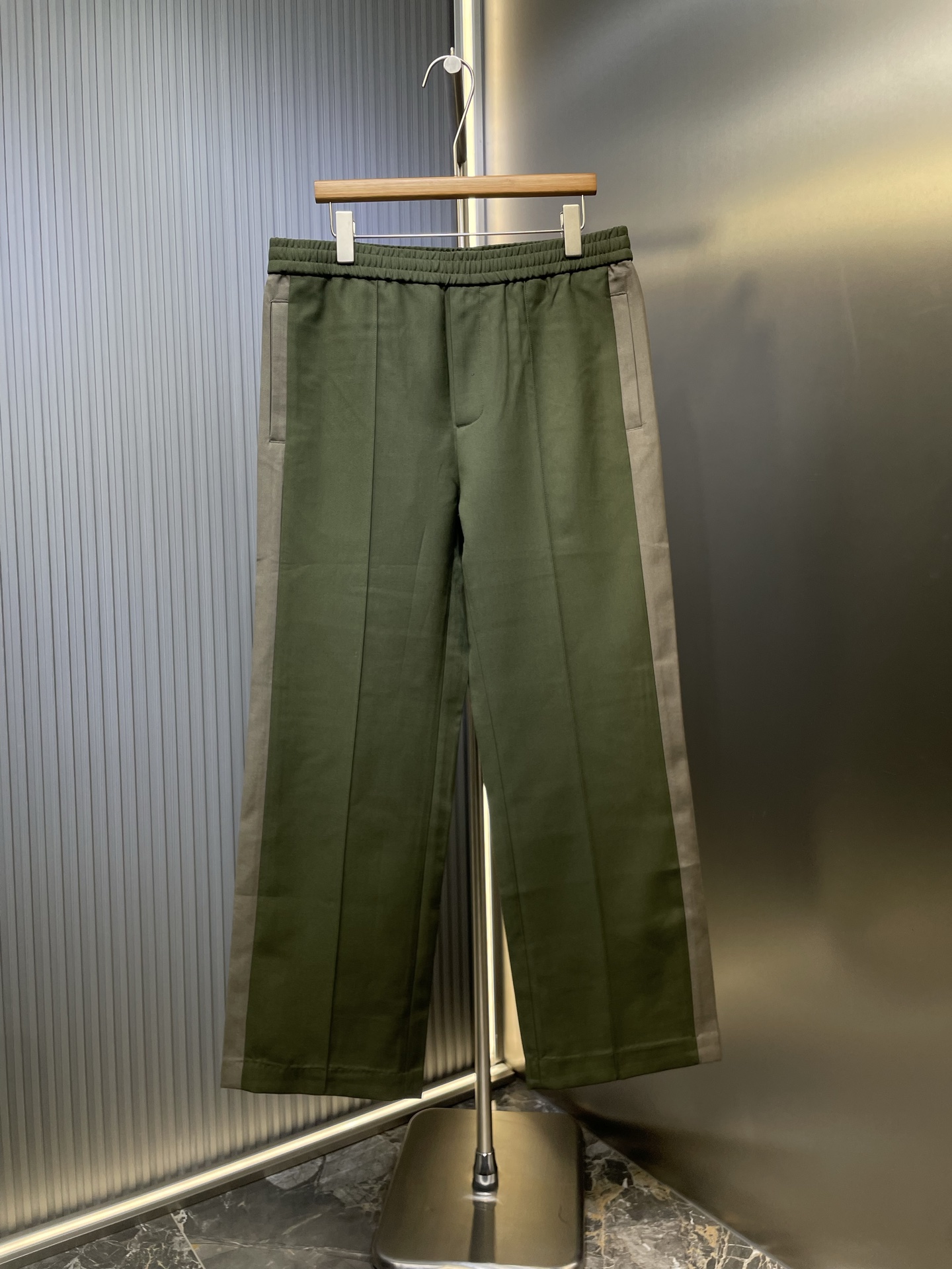 d1613f0f41f3c31ae1f1483b26a52730_1758949752_2395.jpg d1613f0f41f3c31ae1f1483b26a52730_1758949752_2395_1758949788.jpg