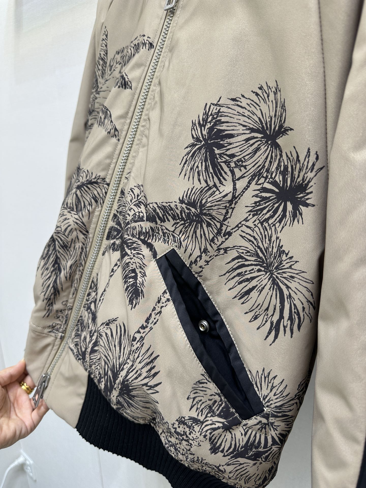 d5327dcb76c344a25e55e40a9e3c9c0e_1756947796_3493.jpg d5327dcb76c344a25e55e40a9e3c9c0e_1756947796_3493.jpg