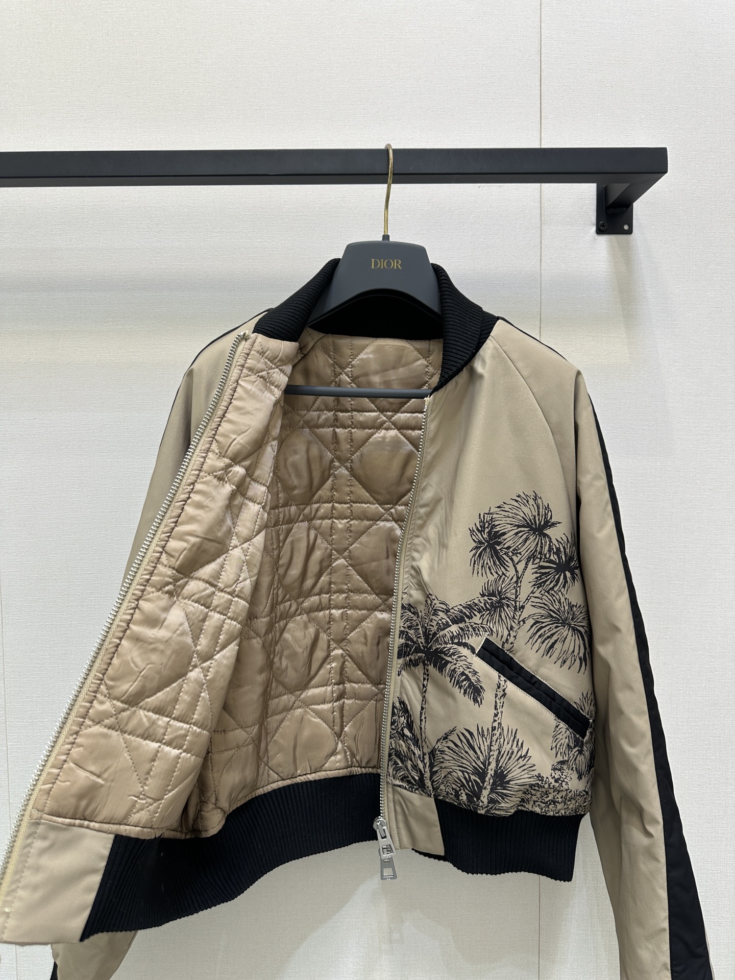 d5327dcb76c344a25e55e40a9e3c9c0e_1756947796_6258.jpg d5327dcb76c344a25e55e40a9e3c9c0e_1756947796_6258.jpg