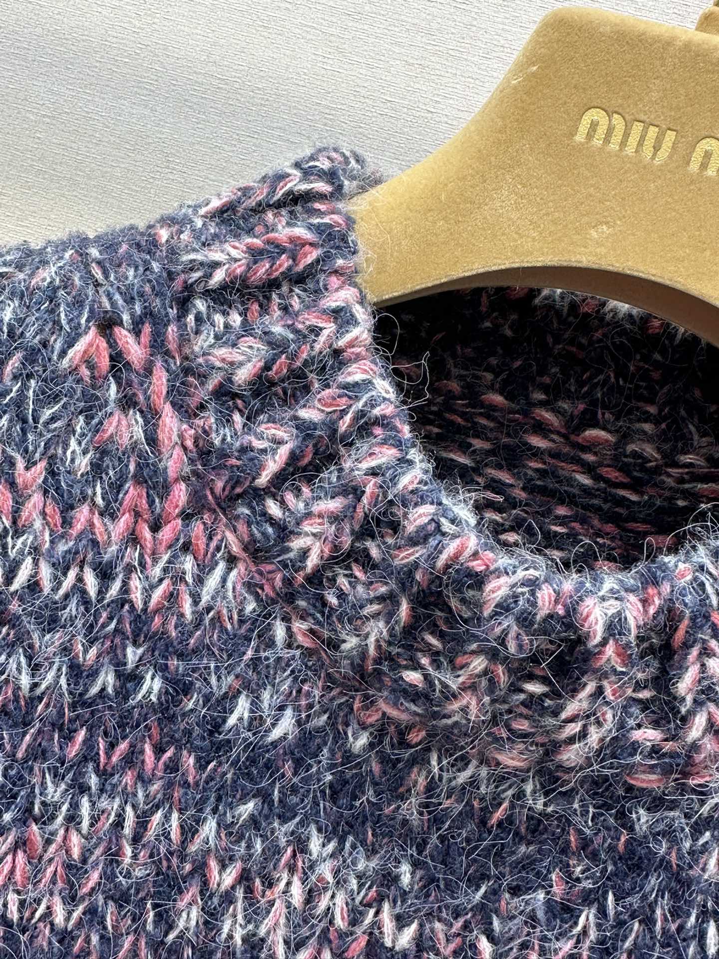 f586caa47951ddaca472231cd4a54358_1758760572_6001.jpg f586caa47951ddaca472231cd4a54358_1758760572_6001_1758760755_1758762502.jpg