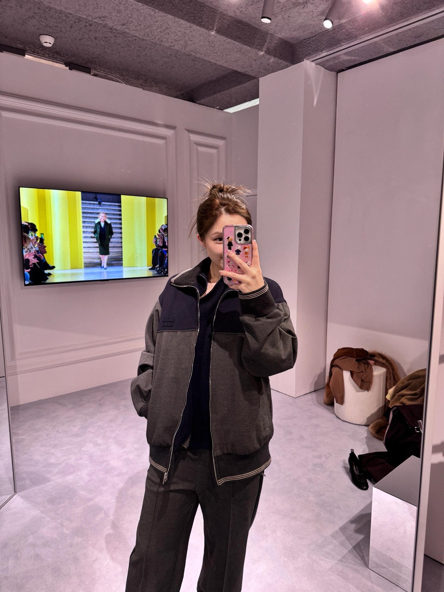 f586caa47951ddaca472231cd4a54358_1758762366_149.jpg f586caa47951ddaca472231cd4a54358_1758762366_149_1758764306.jpg