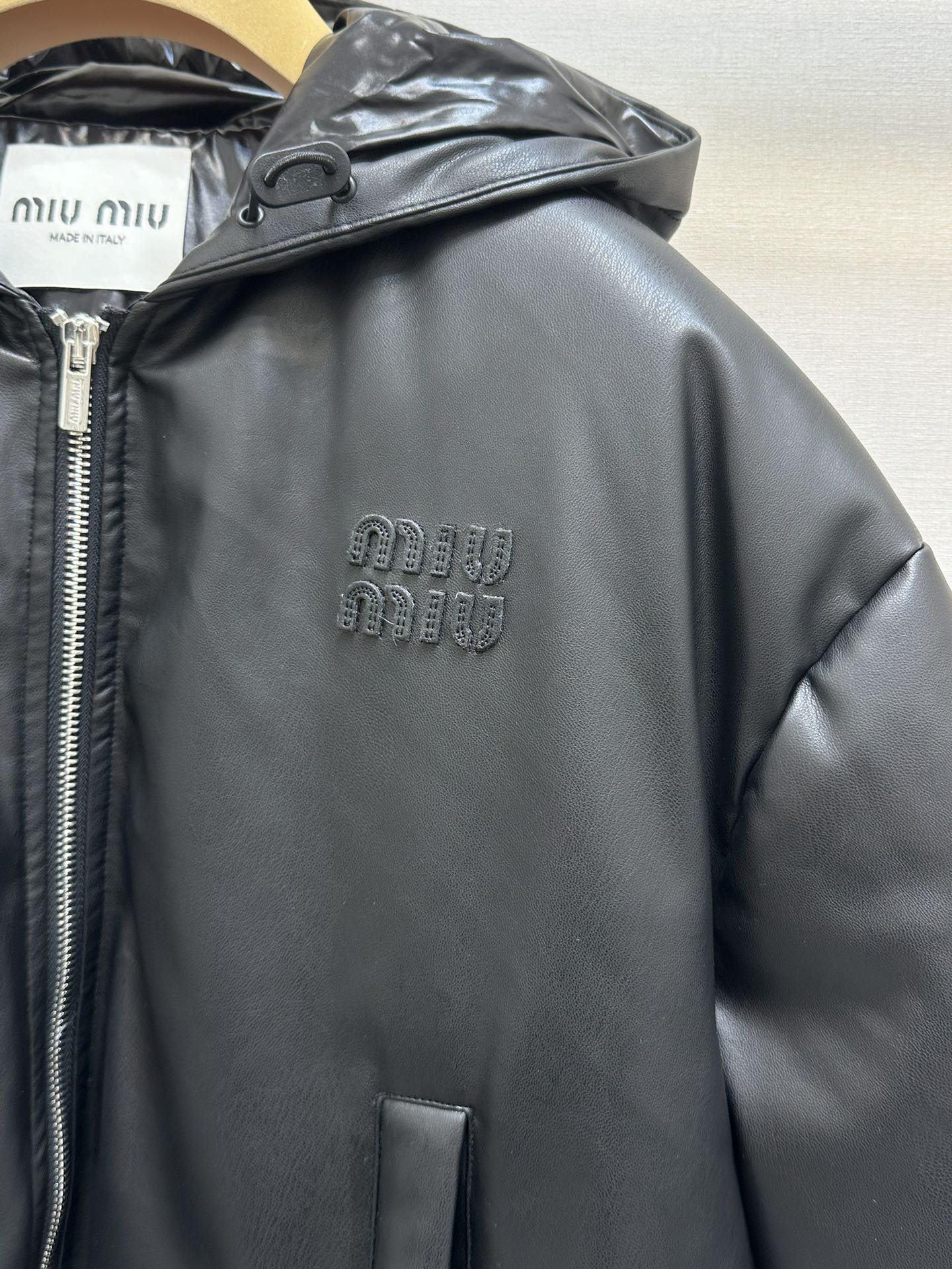 f586caa47951ddaca472231cd4a54358_1758765525_1637.jpg f586caa47951ddaca472231cd4a54358_1758765525_1637.jpg