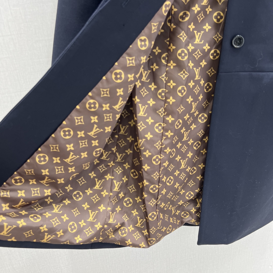 ff410530a4500be4678bd65a83c44943_1758847956_273.jpg ff410530a4500be4678bd65a83c44943_1758847956_273.jpg