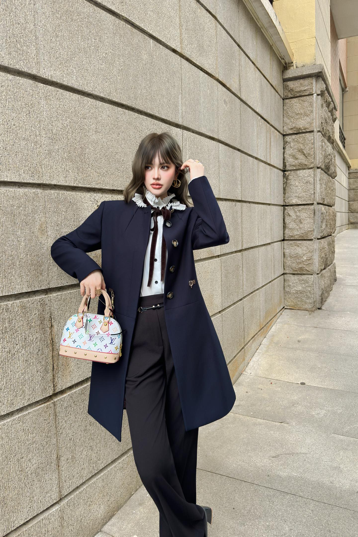 ff410530a4500be4678bd65a83c44943_1758847956_8794.jpg ff410530a4500be4678bd65a83c44943_1758847956_8794.jpg