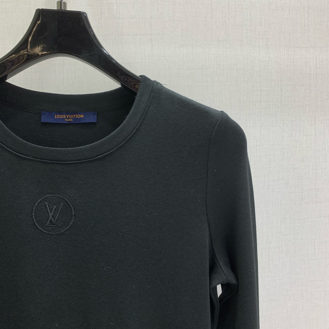 ff410530a4500be4678bd65a83c44943_1758848909_0944.jpg ff410530a4500be4678bd65a83c44943_1758848909_0944_1758848951.jpg