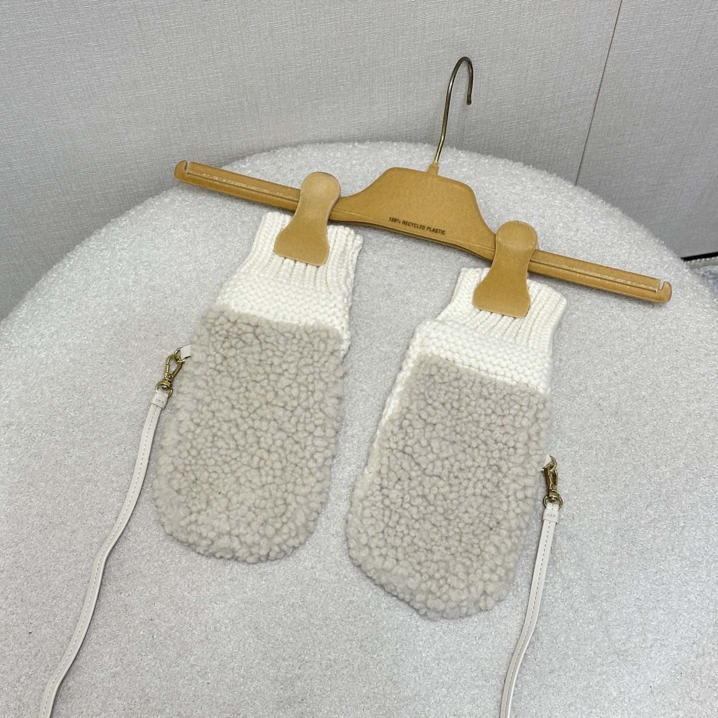 00f6ae24f409750137d508399d854939_1760316712_0998.jpg 00f6ae24f409750137d508399d854939_1760316712_0998.jpg