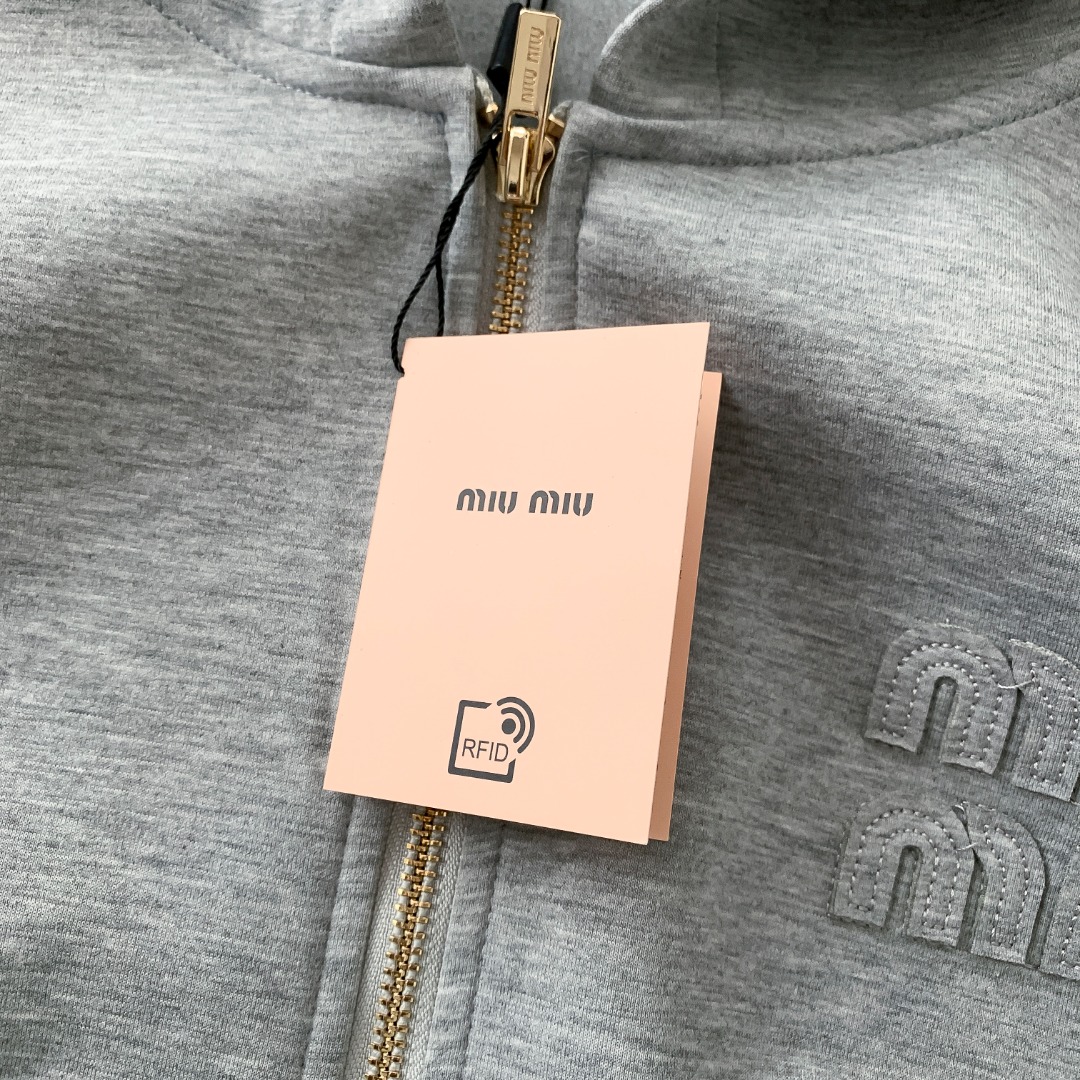 24d8a8c2cdf274f1d6d69896d29a6f10_1759277015_9908.jpg 24d8a8c2cdf274f1d6d69896d29a6f10_1759277015_9908.jpg