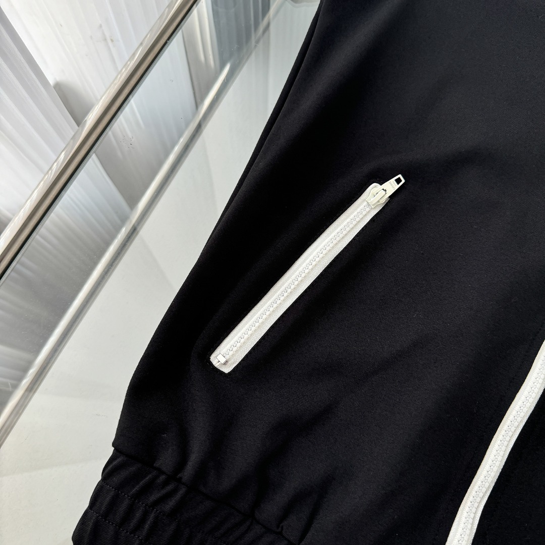 24d8a8c2cdf274f1d6d69896d29a6f10_1759284736_7872.jpg 24d8a8c2cdf274f1d6d69896d29a6f10_1759284736_7872.jpg