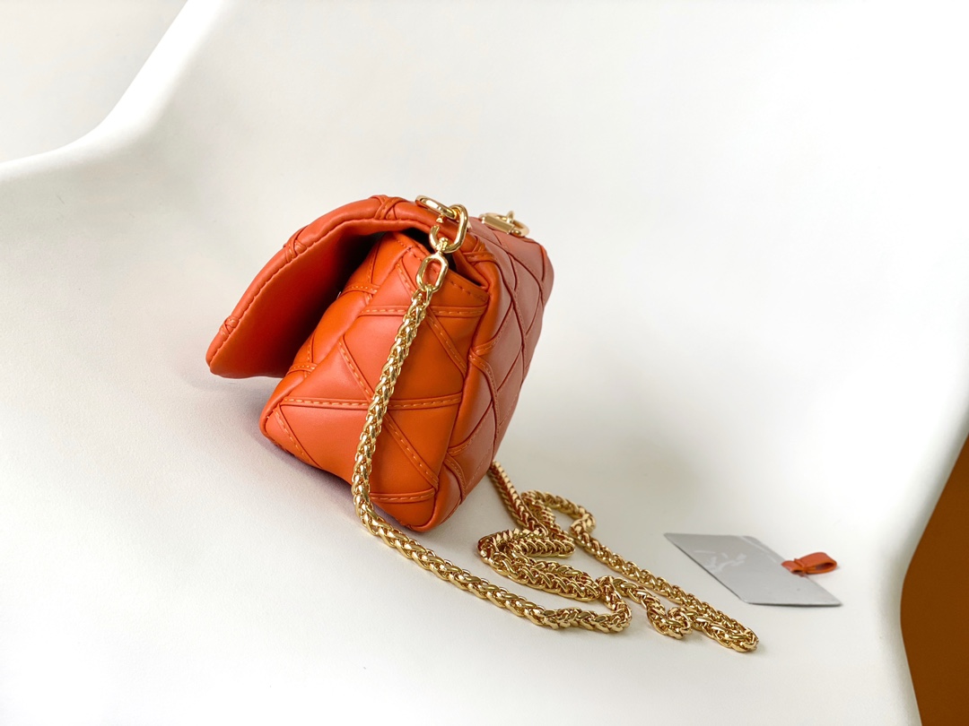 2d3bae5967691ab8ae3a5ac9da1a37ce_1759536918_1558.jpg 2d3bae5967691ab8ae3a5ac9da1a37ce_1759536918_1558.jpg