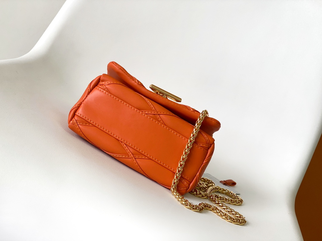 2d3bae5967691ab8ae3a5ac9da1a37ce_1759536918_2587.jpg 2d3bae5967691ab8ae3a5ac9da1a37ce_1759536918_2587.jpg