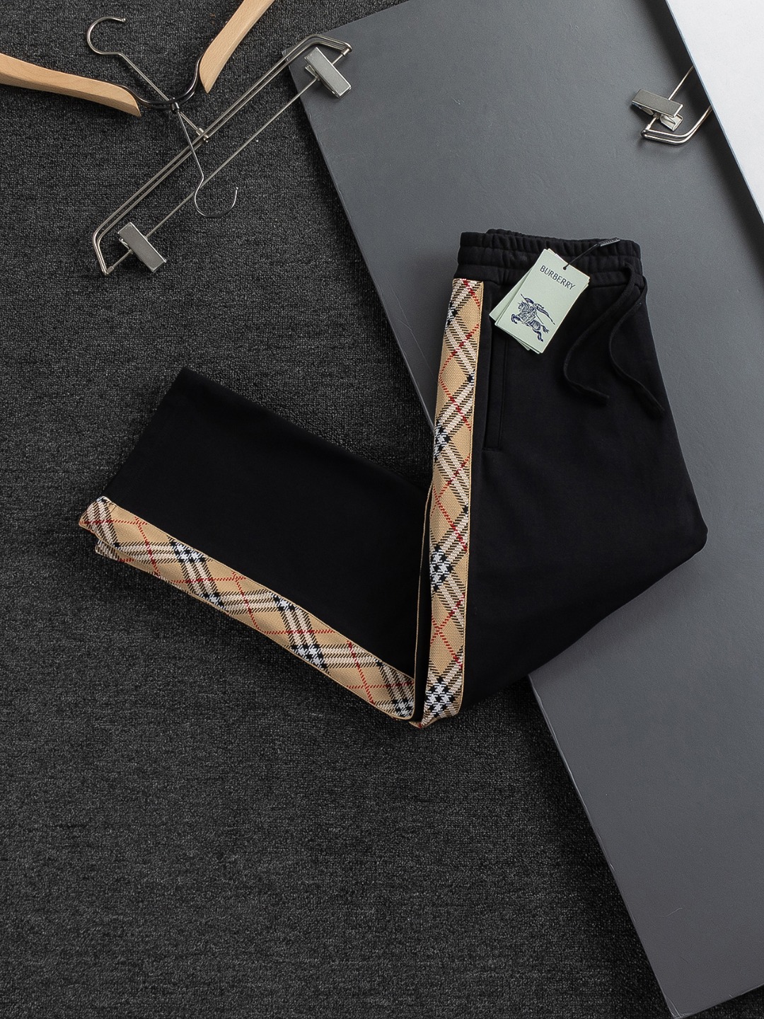 41534c6cd10f18e69599af6746126d11_1761374358_2521.jpg 41534c6cd10f18e69599af6746126d11_1761374358_2521_1761374437.jpg