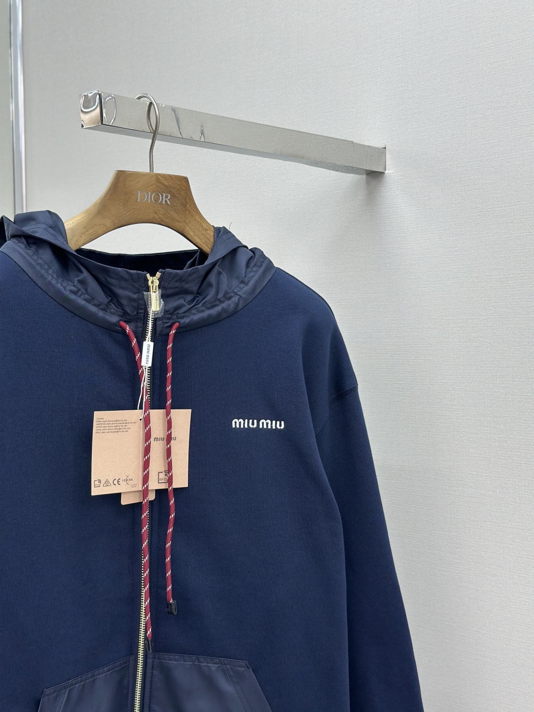 69318edf3be9d407245158a5c6830777_1760457443_4825.jpg 69318edf3be9d407245158a5c6830777_1760457443_4825_1760458000.jpg