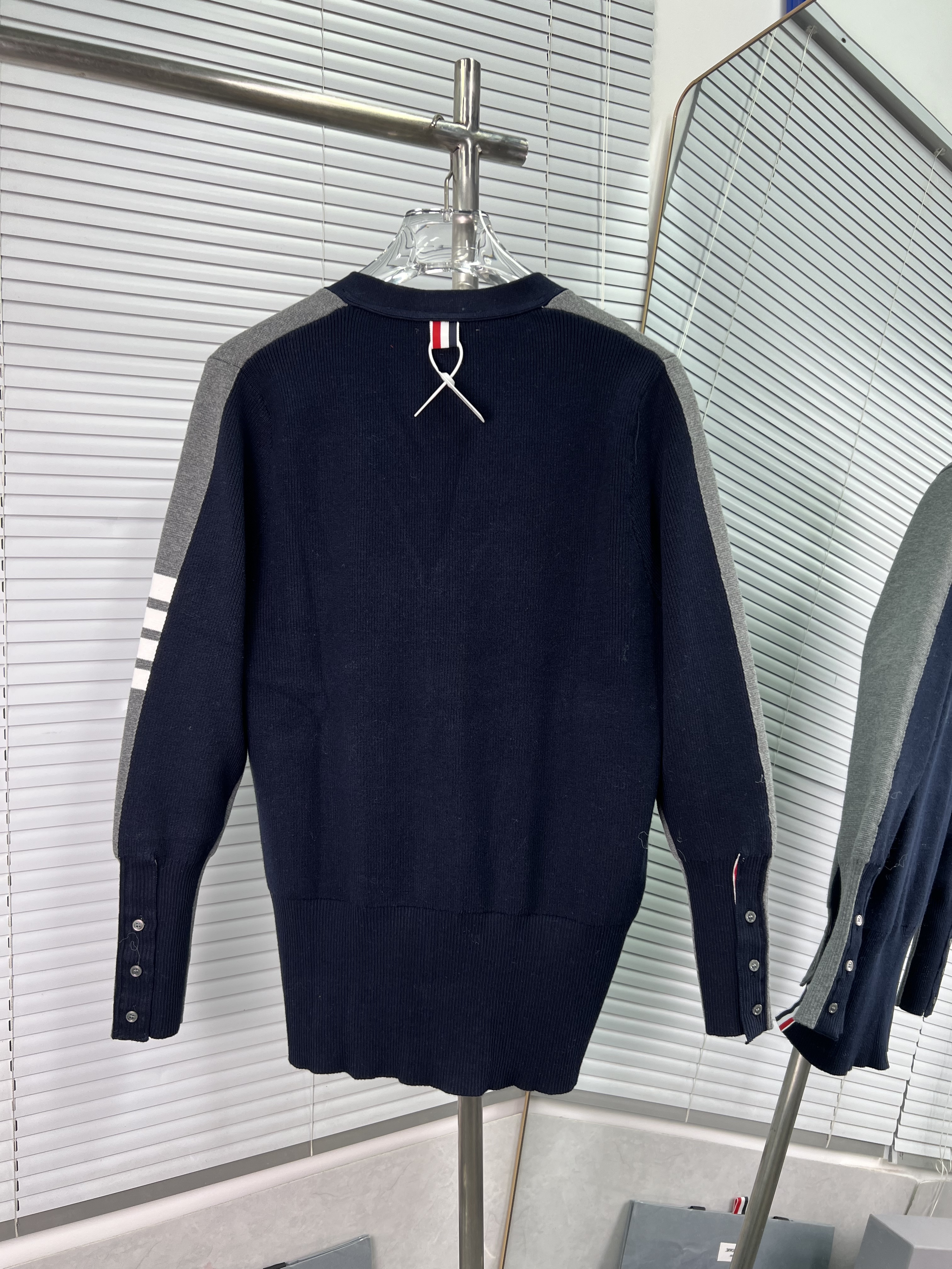 733b42b1f054e056c997556845fc020b_1760981983_0557.jpg 733b42b1f054e056c997556845fc020b_1760981983_0557_1760982087_1760982267.jpg