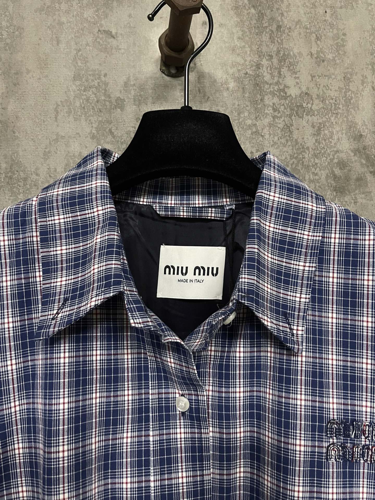 742572ad52cc42a8c9d6c96054e15484_1759408191_7715.jpg 742572ad52cc42a8c9d6c96054e15484_1759408191_7715.jpg