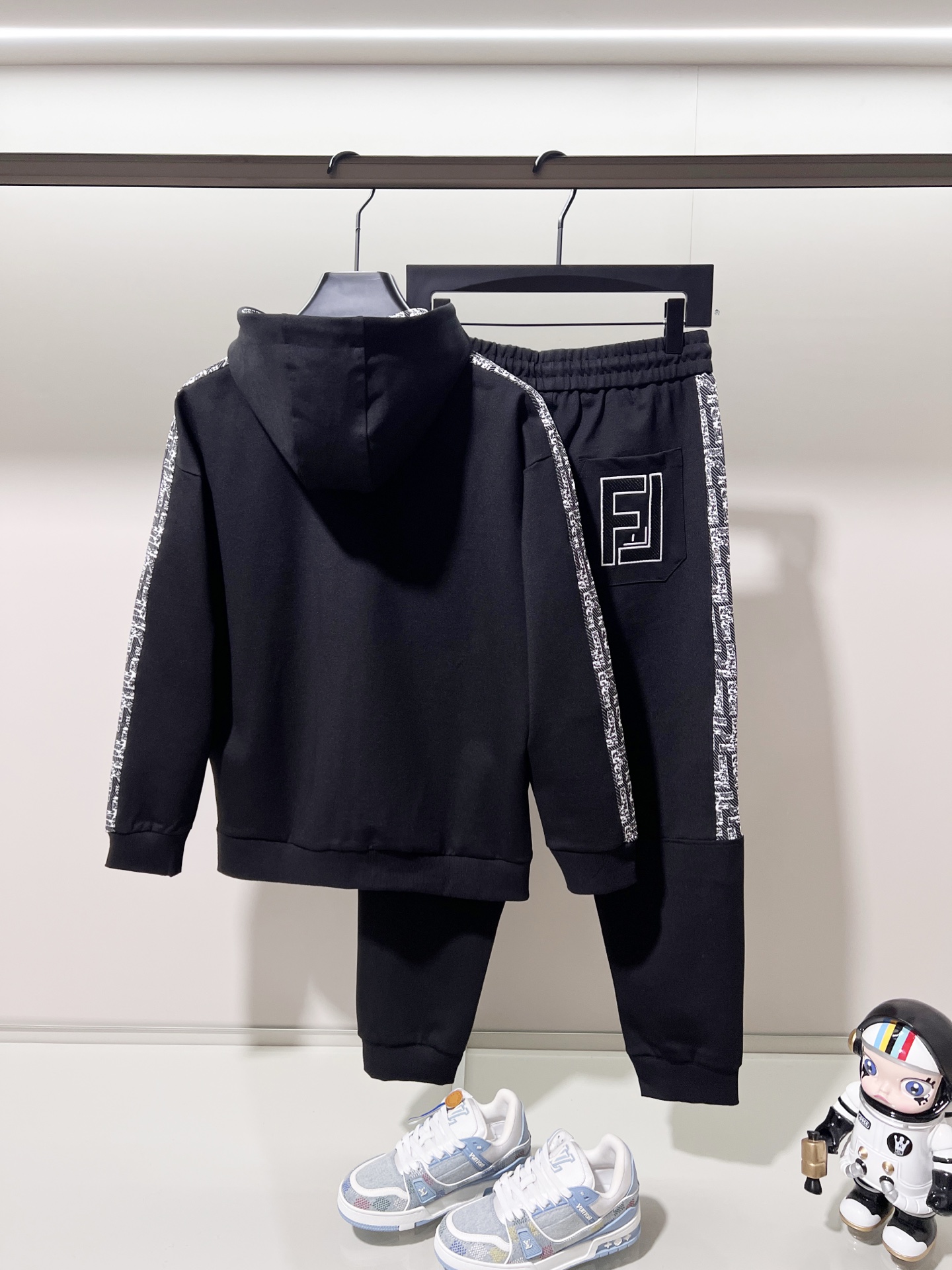 7ca395b4769427b4db35e8f69cc43b31_1761445657_1995.jpg 7ca395b4769427b4db35e8f69cc43b31_1761445657_1995_1761446079.jpg