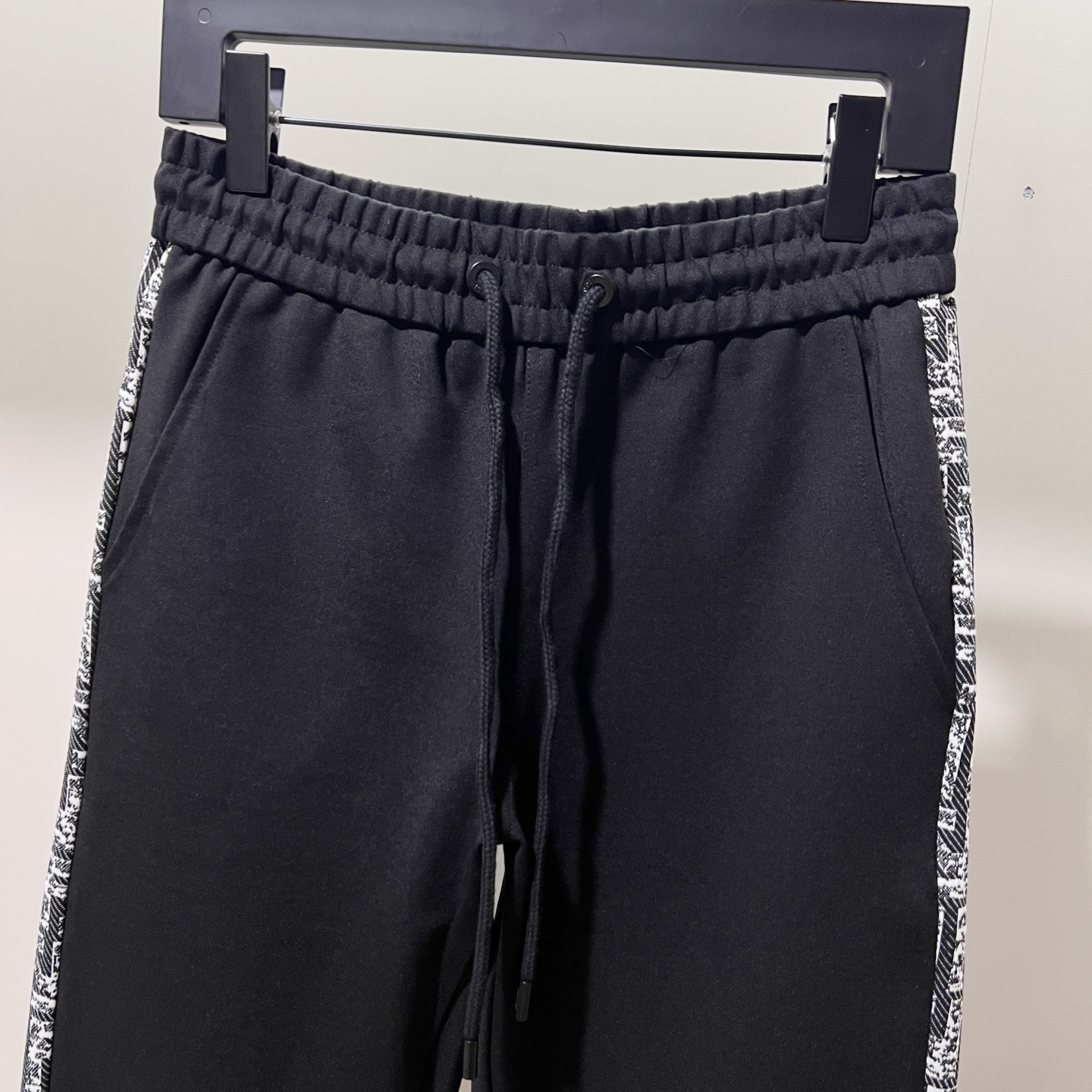 7ca395b4769427b4db35e8f69cc43b31_1761445745_2762.jpg 7ca395b4769427b4db35e8f69cc43b31_1761445745_2762_1761446202.jpg