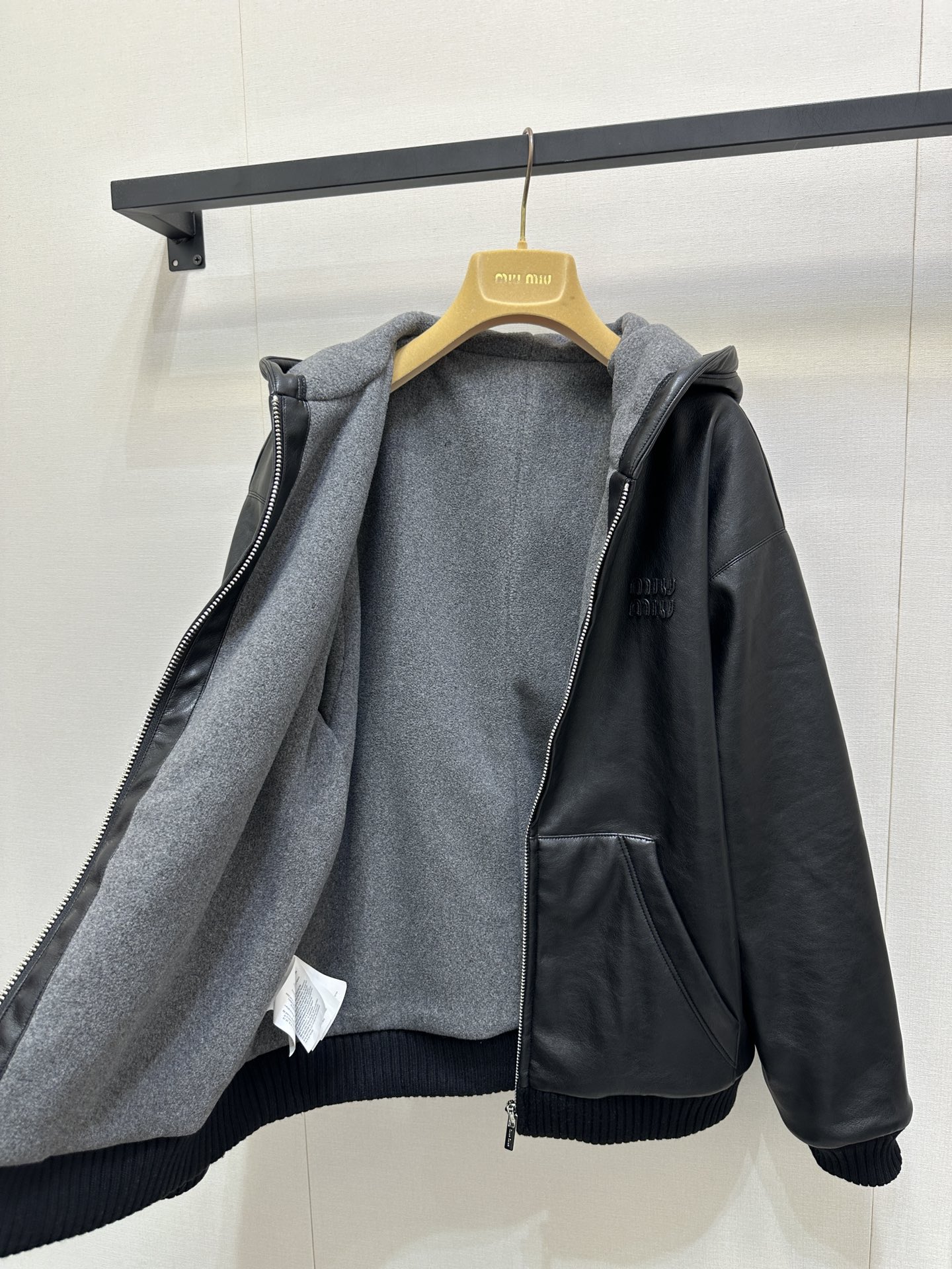 9d9211f1a96a023fd120b454802d9942_1761917481_4725.jpg 9d9211f1a96a023fd120b454802d9942_1761917481_4725_1761917612.jpg