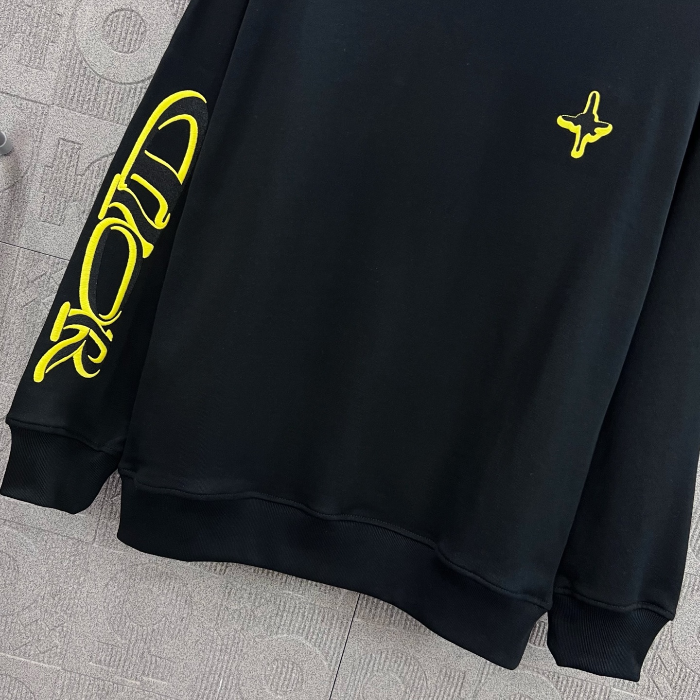 bbd75aea921b5400f52860490cf80335_1761653845_7086.jpg bbd75aea921b5400f52860490cf80335_1761653845_7086_1761656431_1761657021.jpg