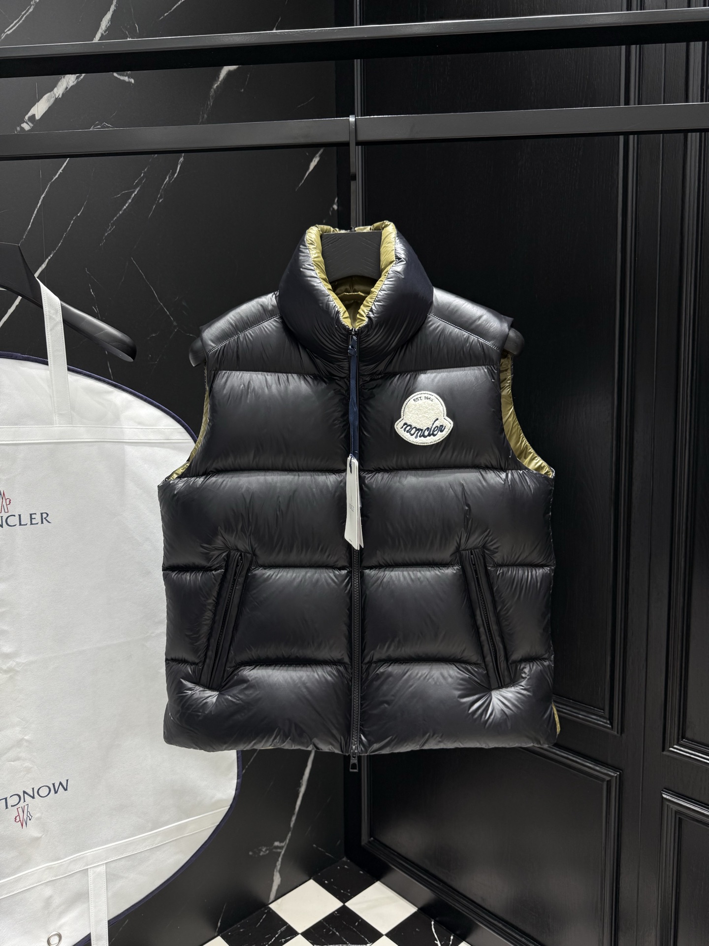 bbd75aea921b5400f52860490cf80335_1761669236_3385.jpg bbd75aea921b5400f52860490cf80335_1761669236_3385.jpg