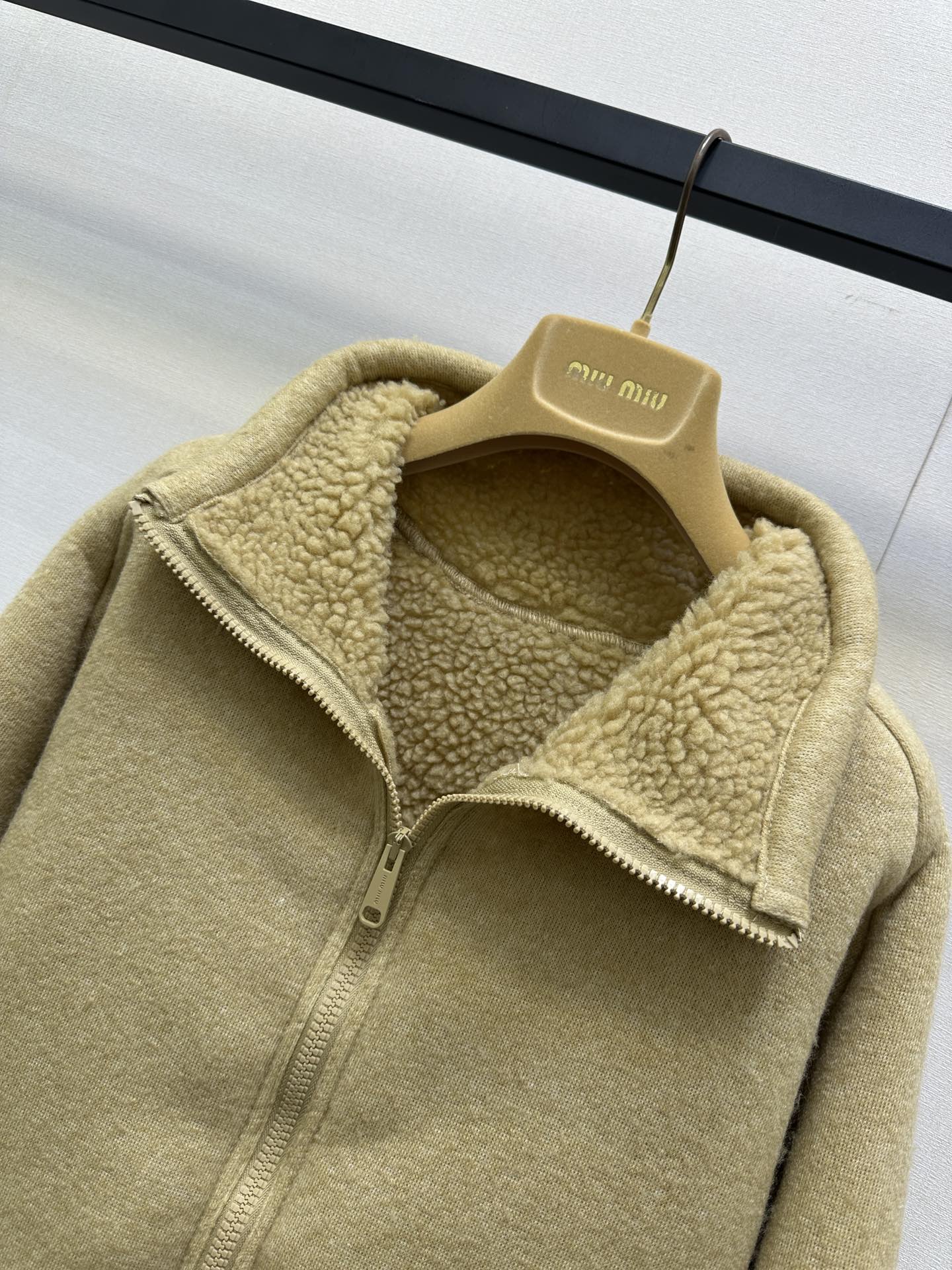 cb5e44b6b23050dadd724ae98119bb0c_1759451994_1649.jpg cb5e44b6b23050dadd724ae98119bb0c_1759451994_1649_1759452198.jpg