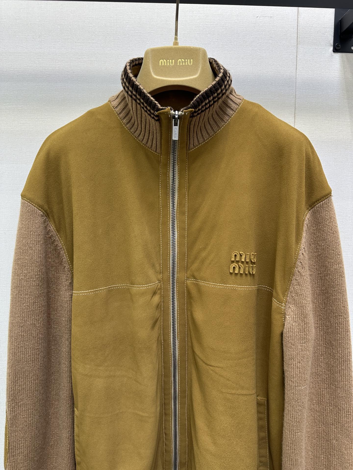 cb5e44b6b23050dadd724ae98119bb0c_1759453047_8907.jpg cb5e44b6b23050dadd724ae98119bb0c_1759453047_8907_1759453722.jpg