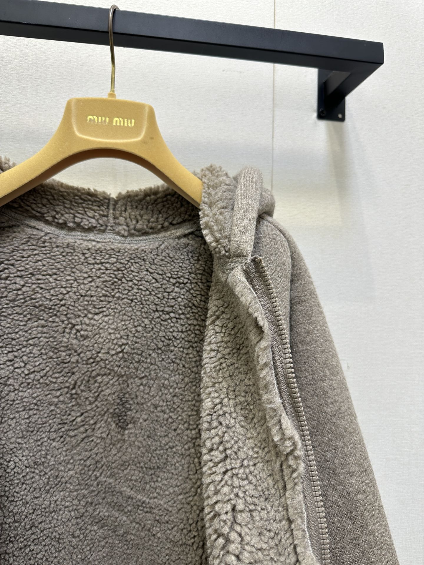 cb5e44b6b23050dadd724ae98119bb0c_1759453331_9916.jpg cb5e44b6b23050dadd724ae98119bb0c_1759453331_9916.jpg