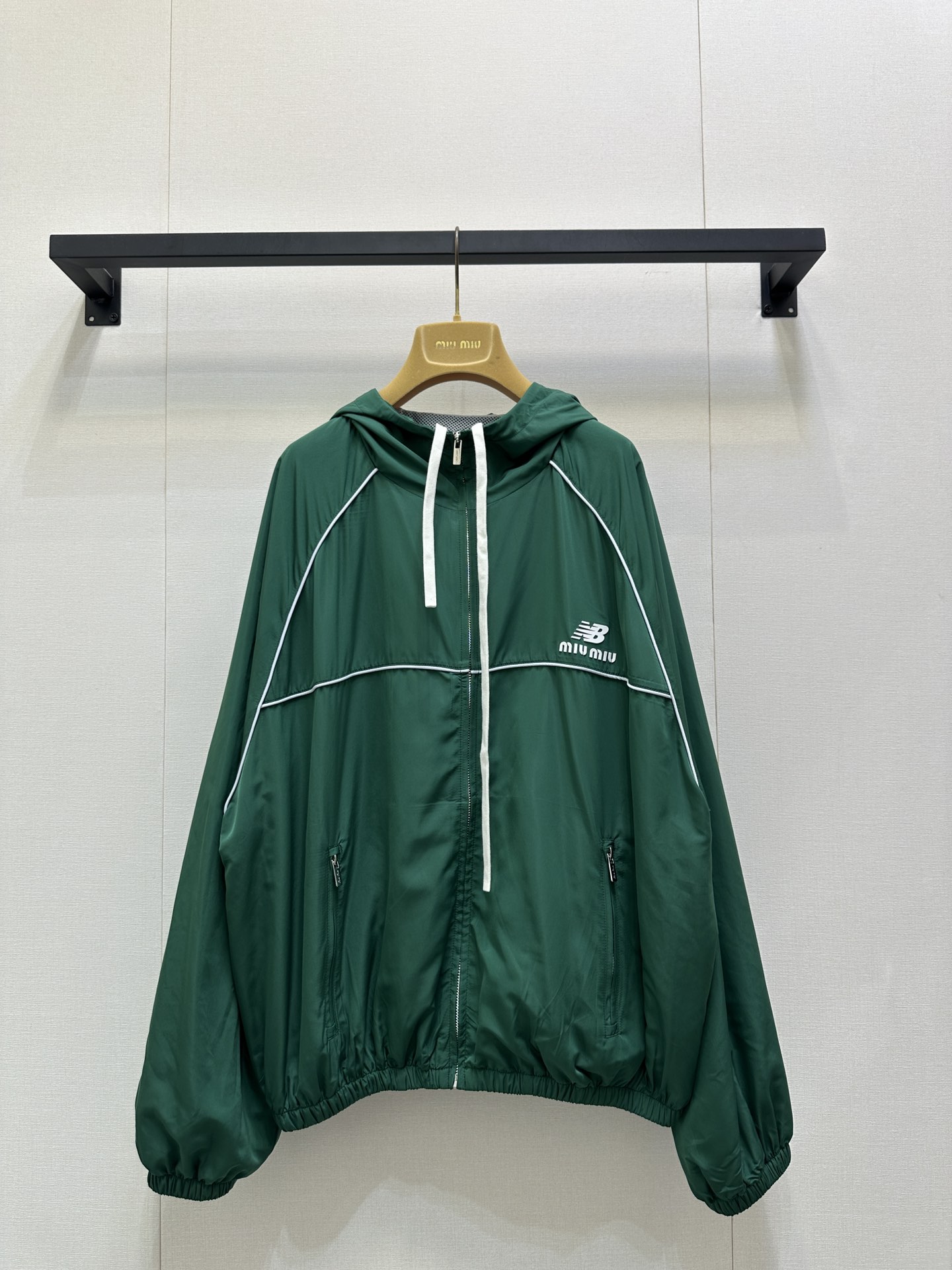 cb5e44b6b23050dadd724ae98119bb0c_1759453923_5181.jpg cb5e44b6b23050dadd724ae98119bb0c_1759453923_5181_1759454079.jpg