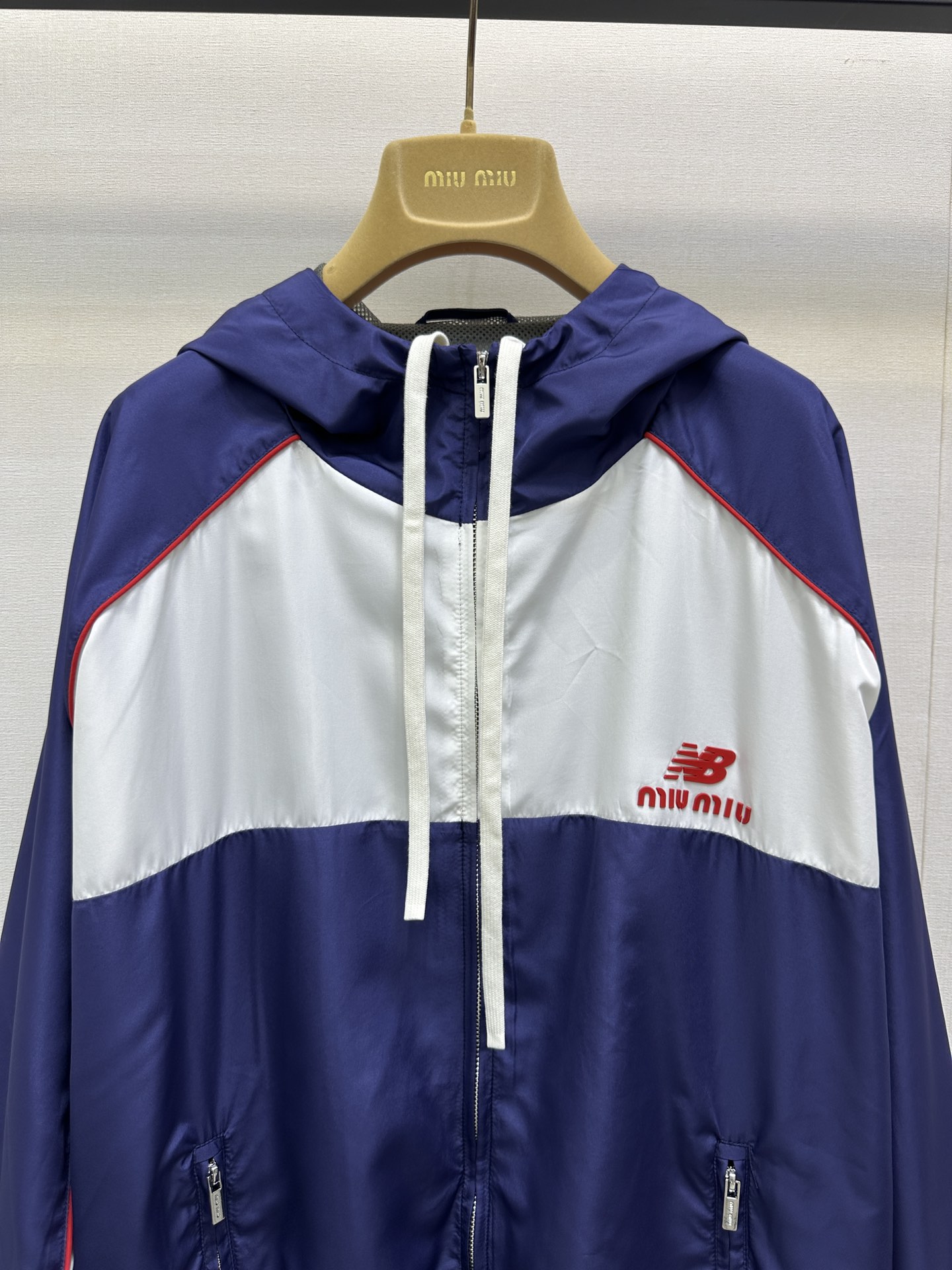 cb5e44b6b23050dadd724ae98119bb0c_1759454214_3825.jpg cb5e44b6b23050dadd724ae98119bb0c_1759454214_3825_1759454263.jpg