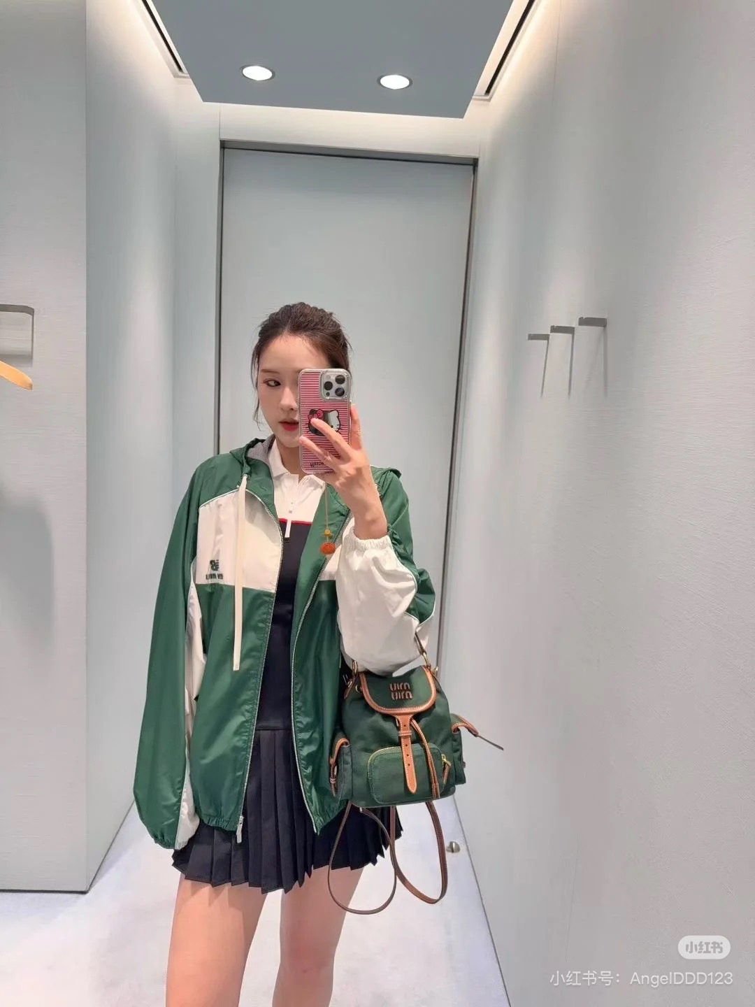 cb5e44b6b23050dadd724ae98119bb0c_1759454327_7568.jpg cb5e44b6b23050dadd724ae98119bb0c_1759454327_7568_1759454392.jpg