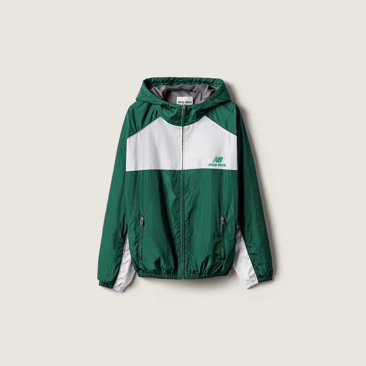 cb5e44b6b23050dadd724ae98119bb0c_1759454331_6792.jpg cb5e44b6b23050dadd724ae98119bb0c_1759454331_6792_1759454392.jpg