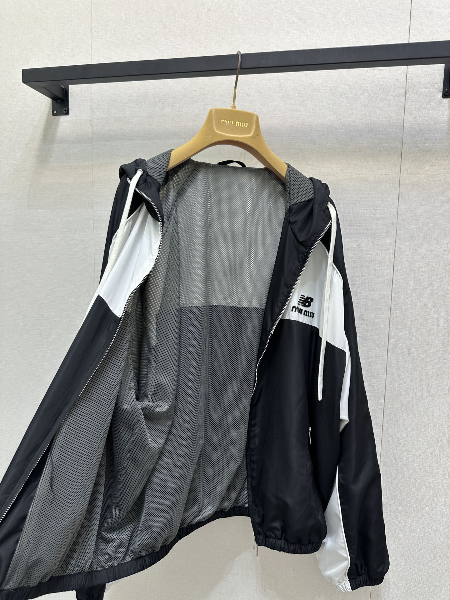 cb5e44b6b23050dadd724ae98119bb0c_1759454519_134.jpg cb5e44b6b23050dadd724ae98119bb0c_1759454519_134.jpg