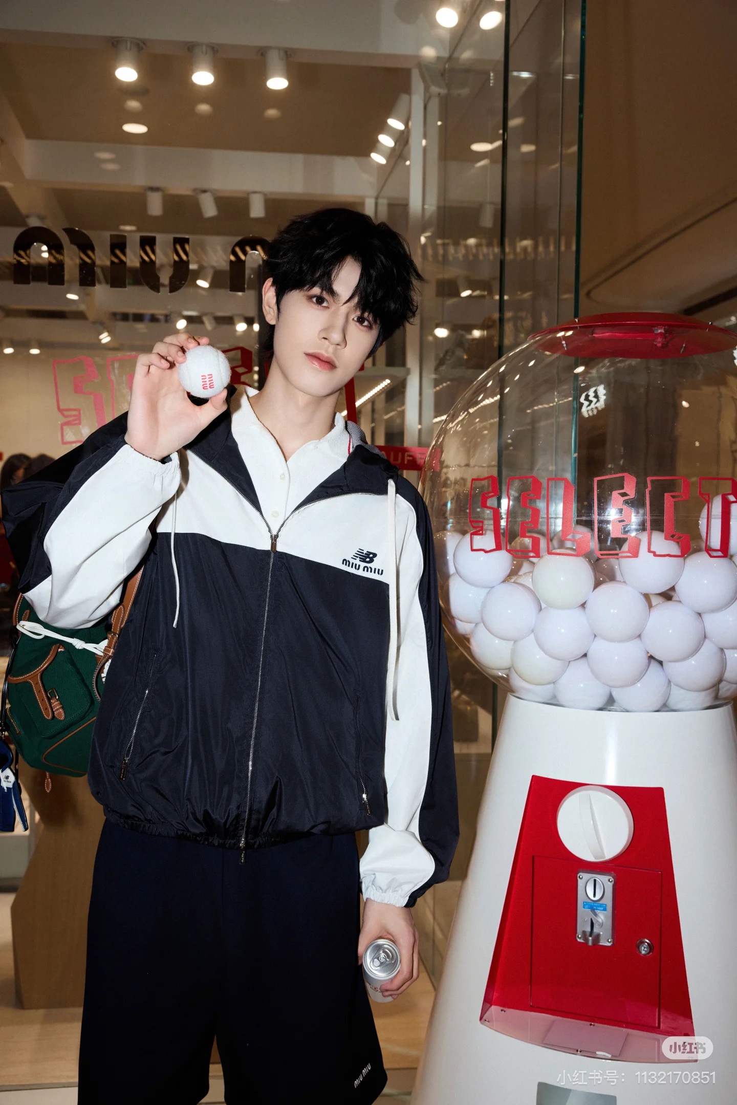 cb5e44b6b23050dadd724ae98119bb0c_1759454524_3407.jpg cb5e44b6b23050dadd724ae98119bb0c_1759454524_3407.jpg