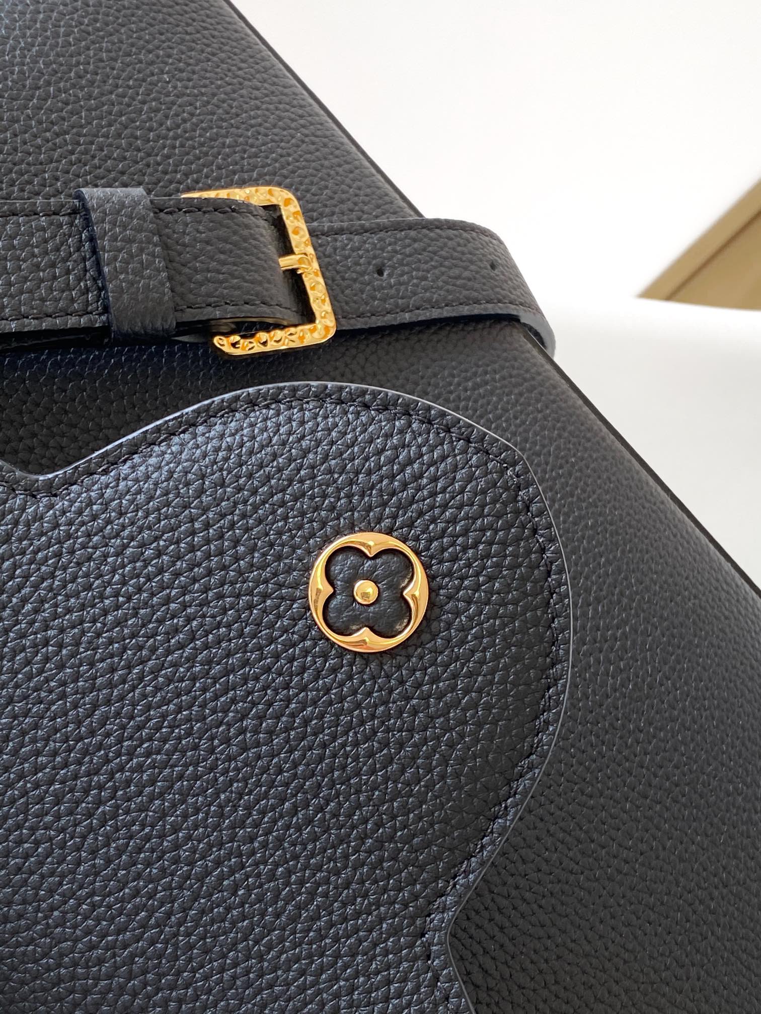 cb5e44b6b23050dadd724ae98119bb0c_1759474940_4961.jpg cb5e44b6b23050dadd724ae98119bb0c_1759474940_4961_1759475079.jpg