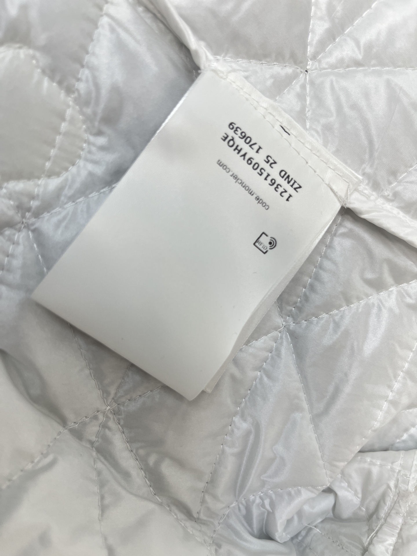 d5472d74c8fbfa981e7814715fd70c60_1759974640_7126.jpg d5472d74c8fbfa981e7814715fd70c60_1759974640_7126_1759974935_1759975947.jpg