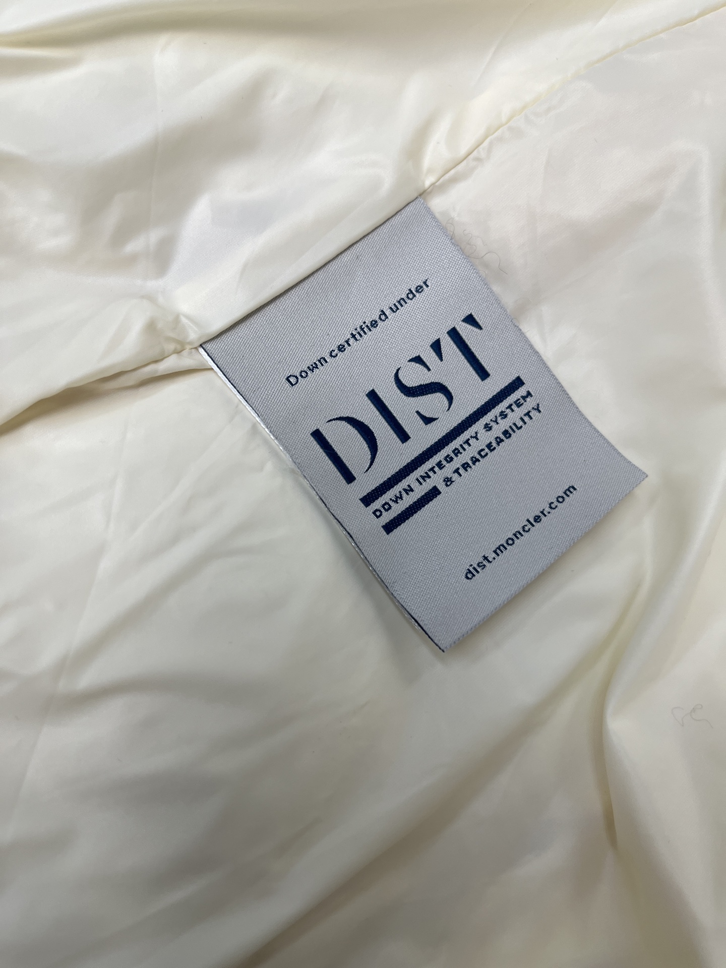 d5472d74c8fbfa981e7814715fd70c60_1759975632_6687.jpg d5472d74c8fbfa981e7814715fd70c60_1759975632_6687.jpg