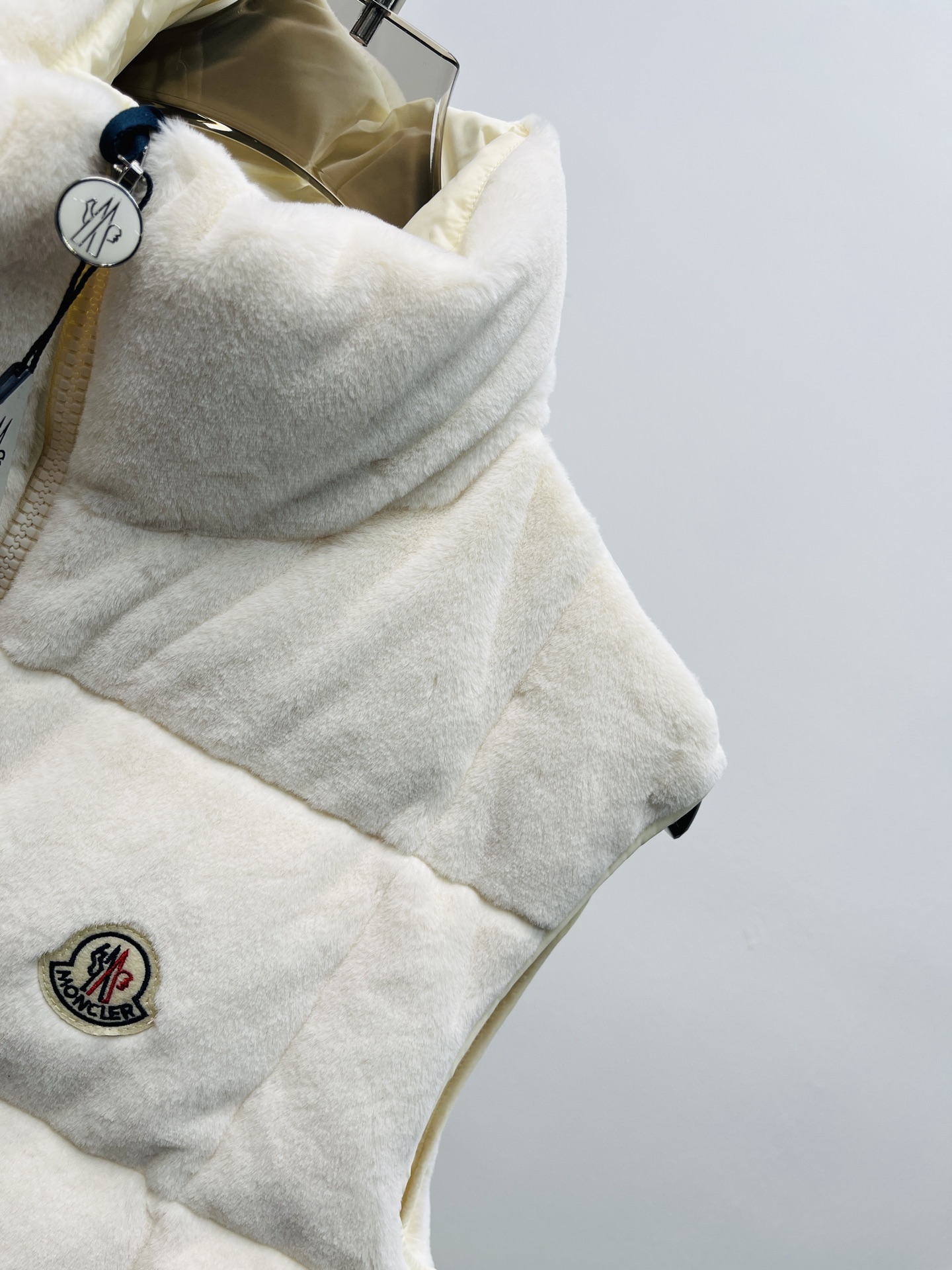 d5472d74c8fbfa981e7814715fd70c60_1759978889_6862.jpg d5472d74c8fbfa981e7814715fd70c60_1759978889_6862.jpg