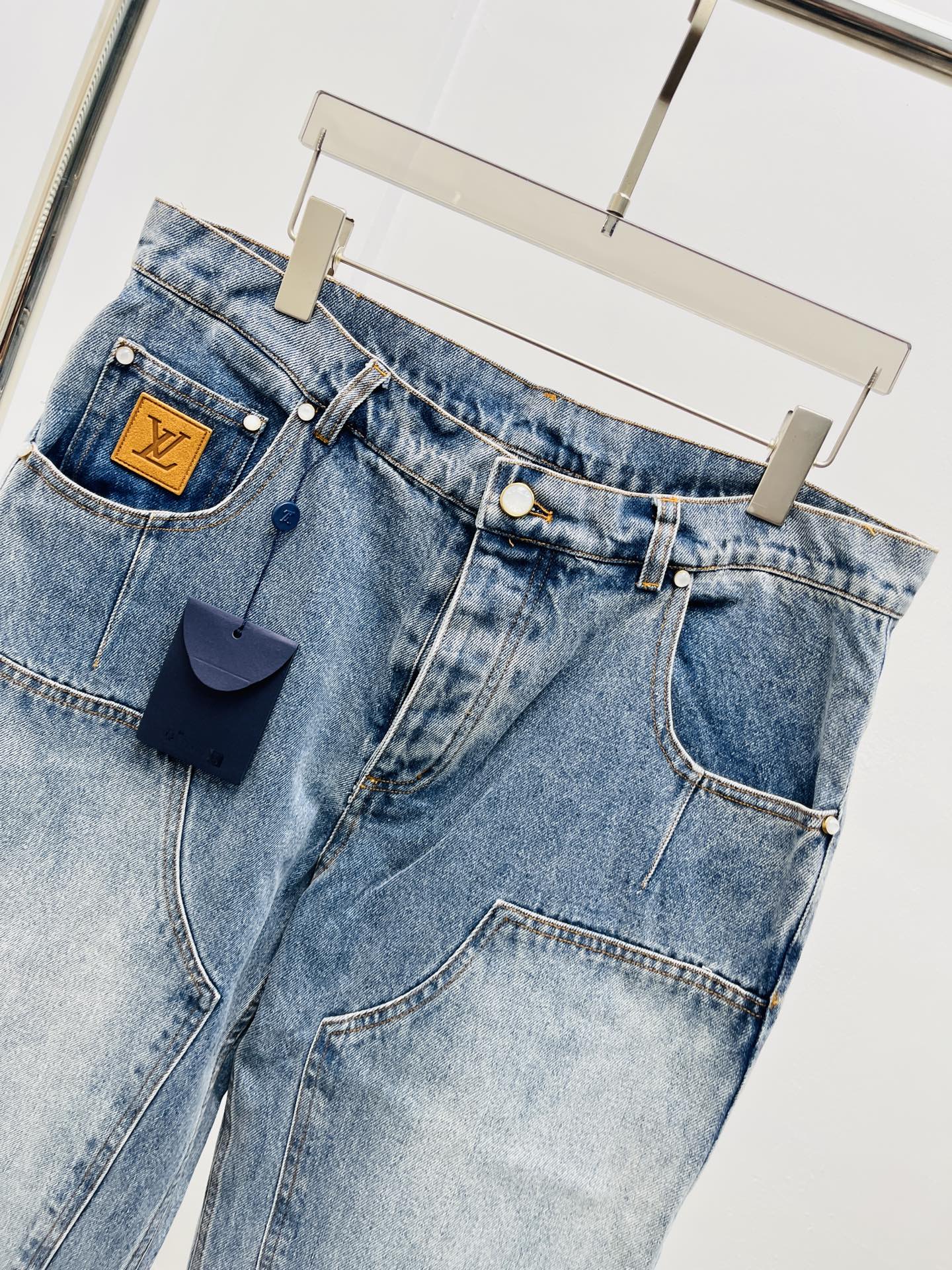 d5472d74c8fbfa981e7814715fd70c60_1759983881_8217.jpg d5472d74c8fbfa981e7814715fd70c60_1759983881_8217_1759984170.jpg