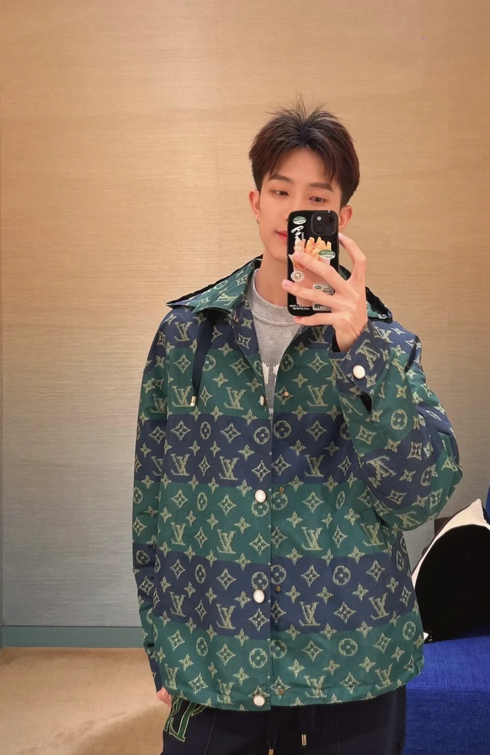 d5472d74c8fbfa981e7814715fd70c60_1759994088_3314.jpg d5472d74c8fbfa981e7814715fd70c60_1759994088_3314_1759994824_1759995047.jpg