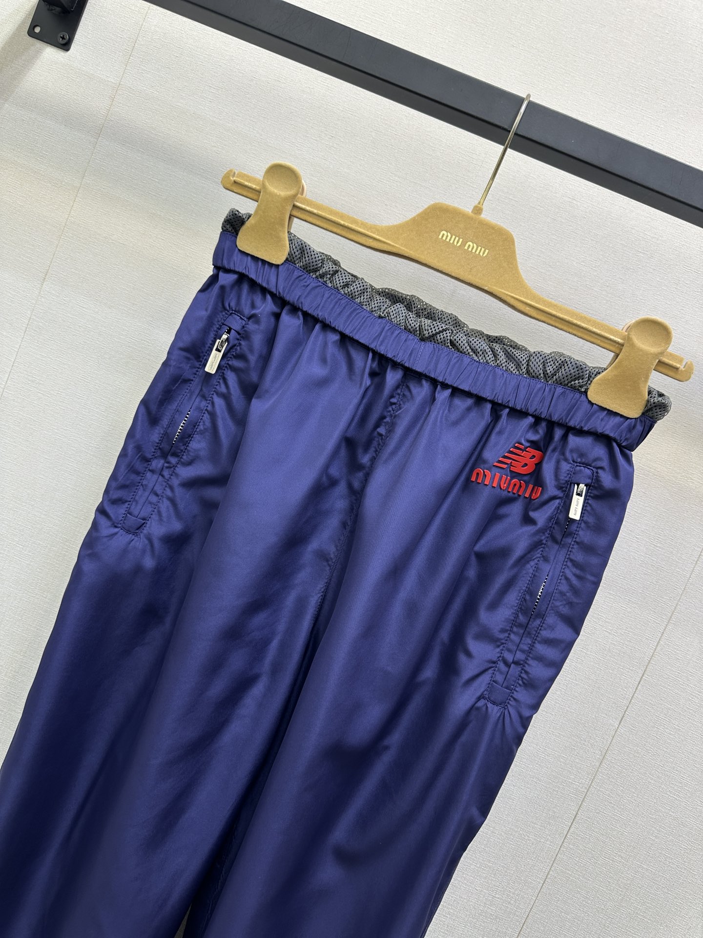 d9e68e5dd87819ff7ce69ea6a448e133_1760356806_0913.jpg d9e68e5dd87819ff7ce69ea6a448e133_1760356806_0913_1760356862.jpg